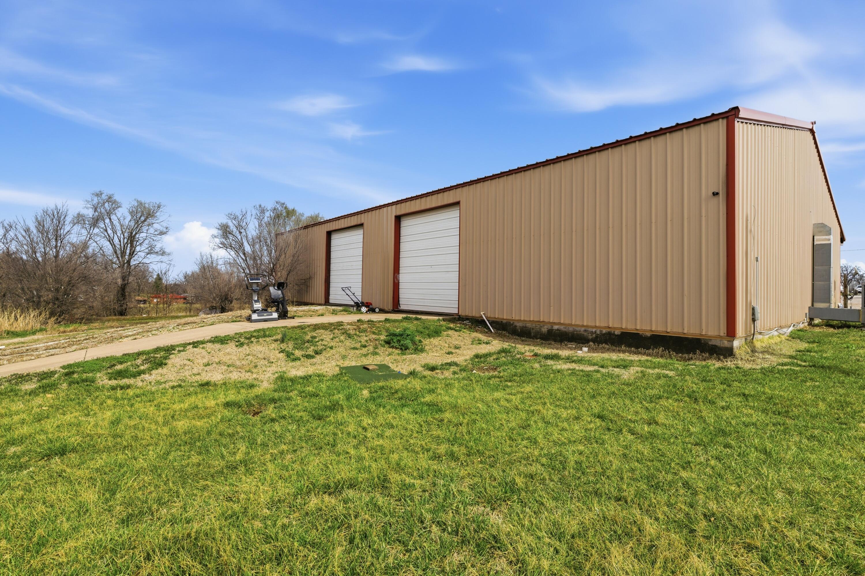 294 State Highway 76 Property Photo 5