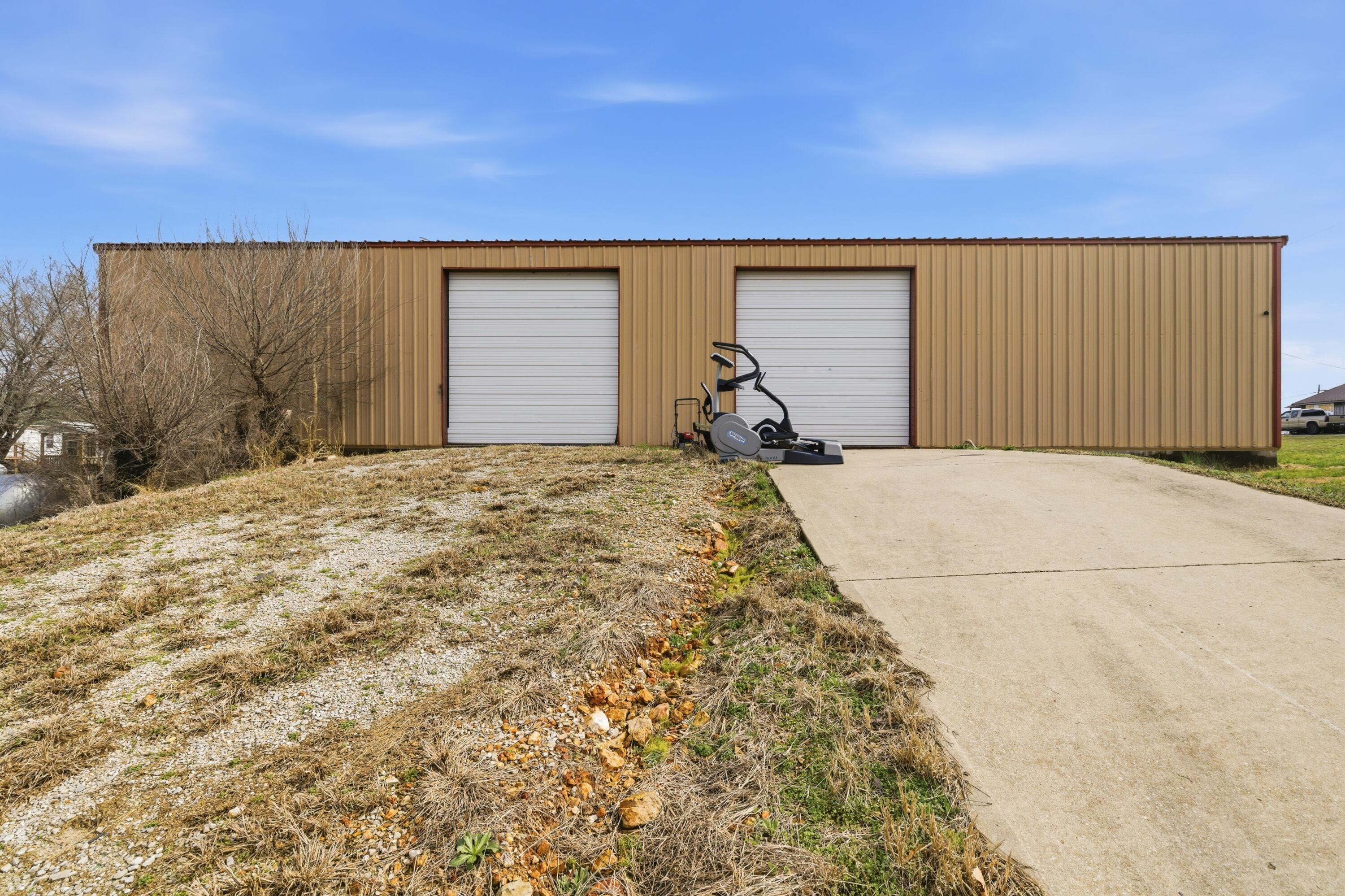 294 State Highway 76 Property Photo 6