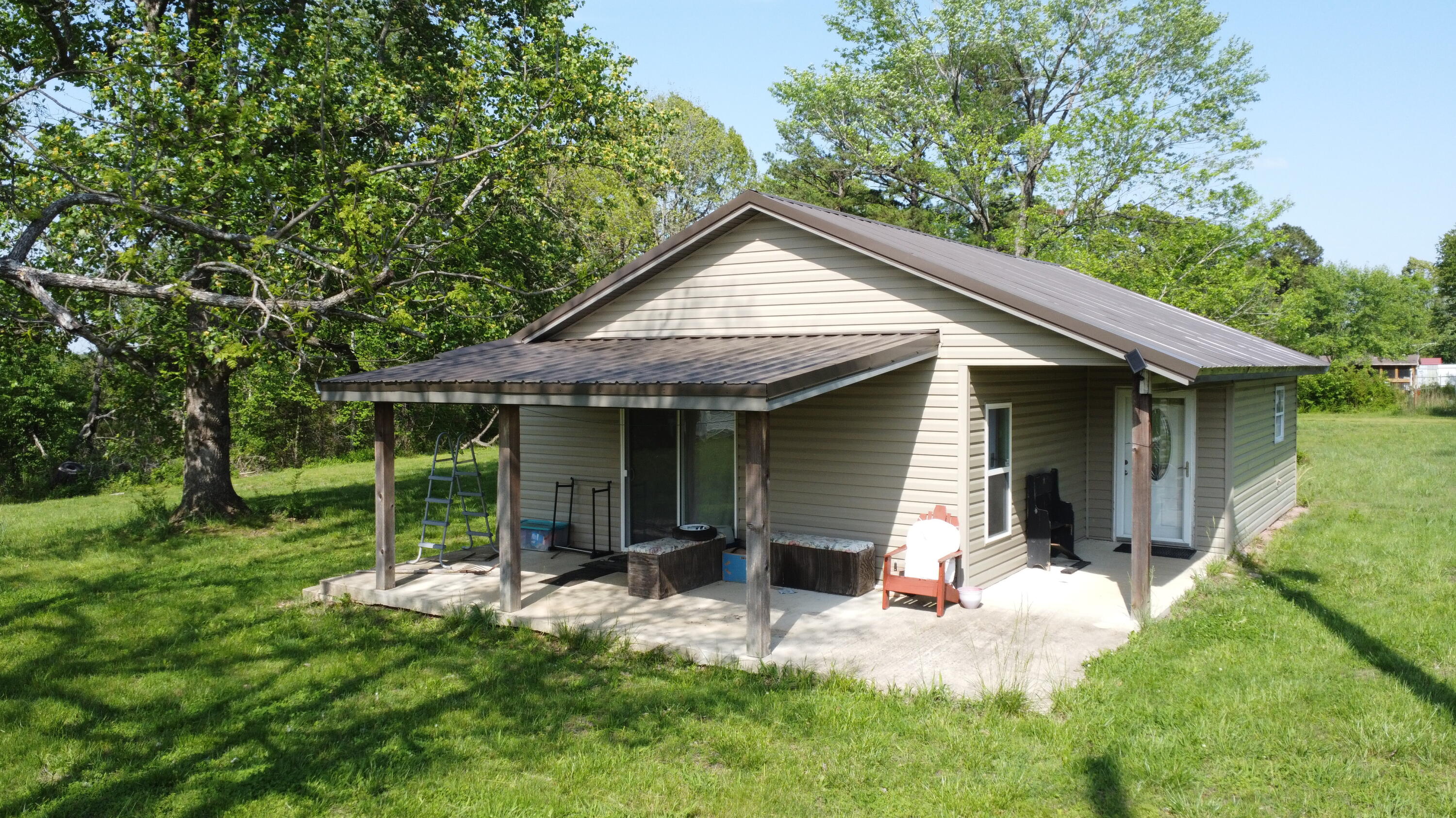 468 Martingale Drive Property Photo 1