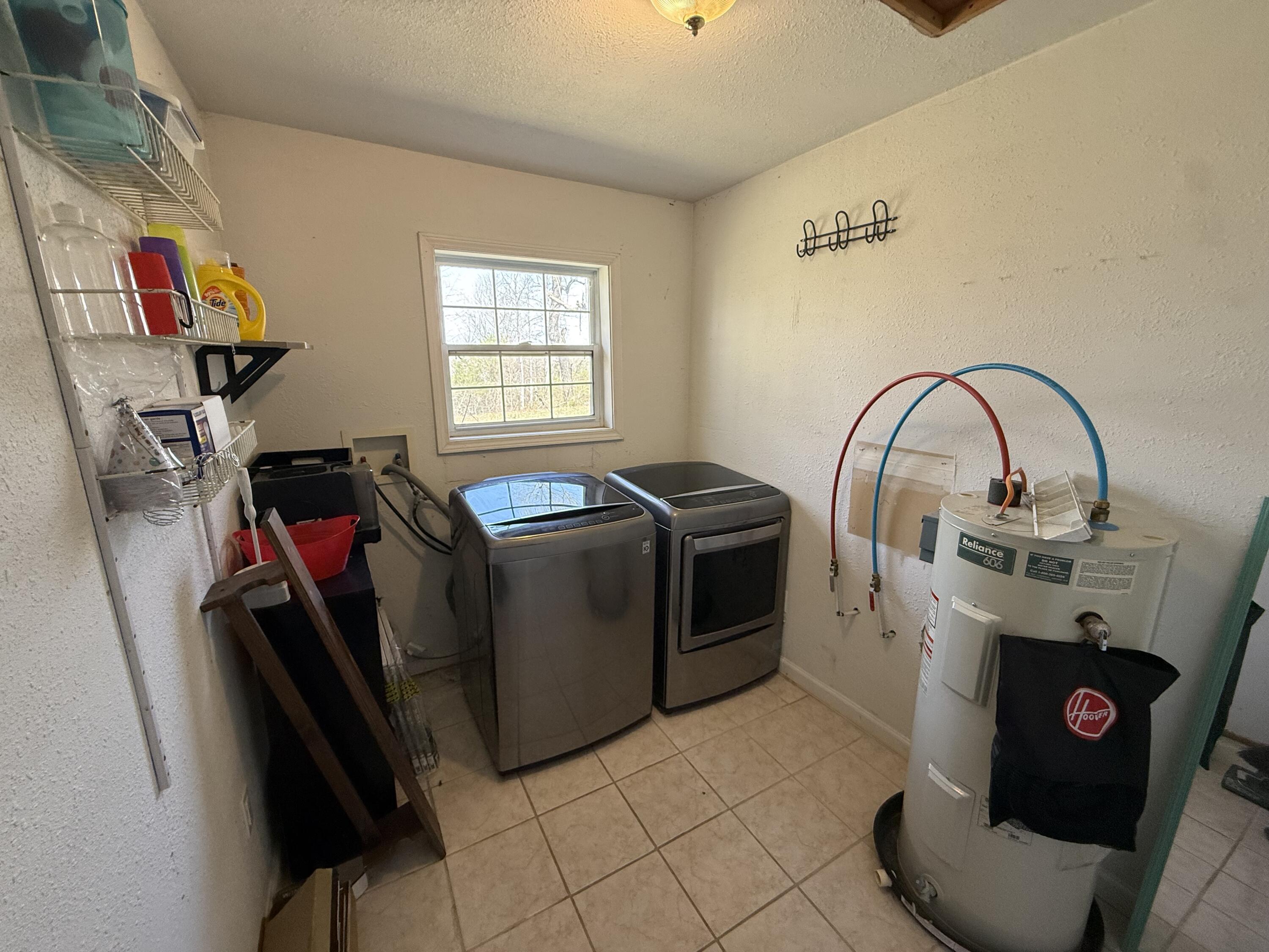 468 Martingale Drive Property Photo 20