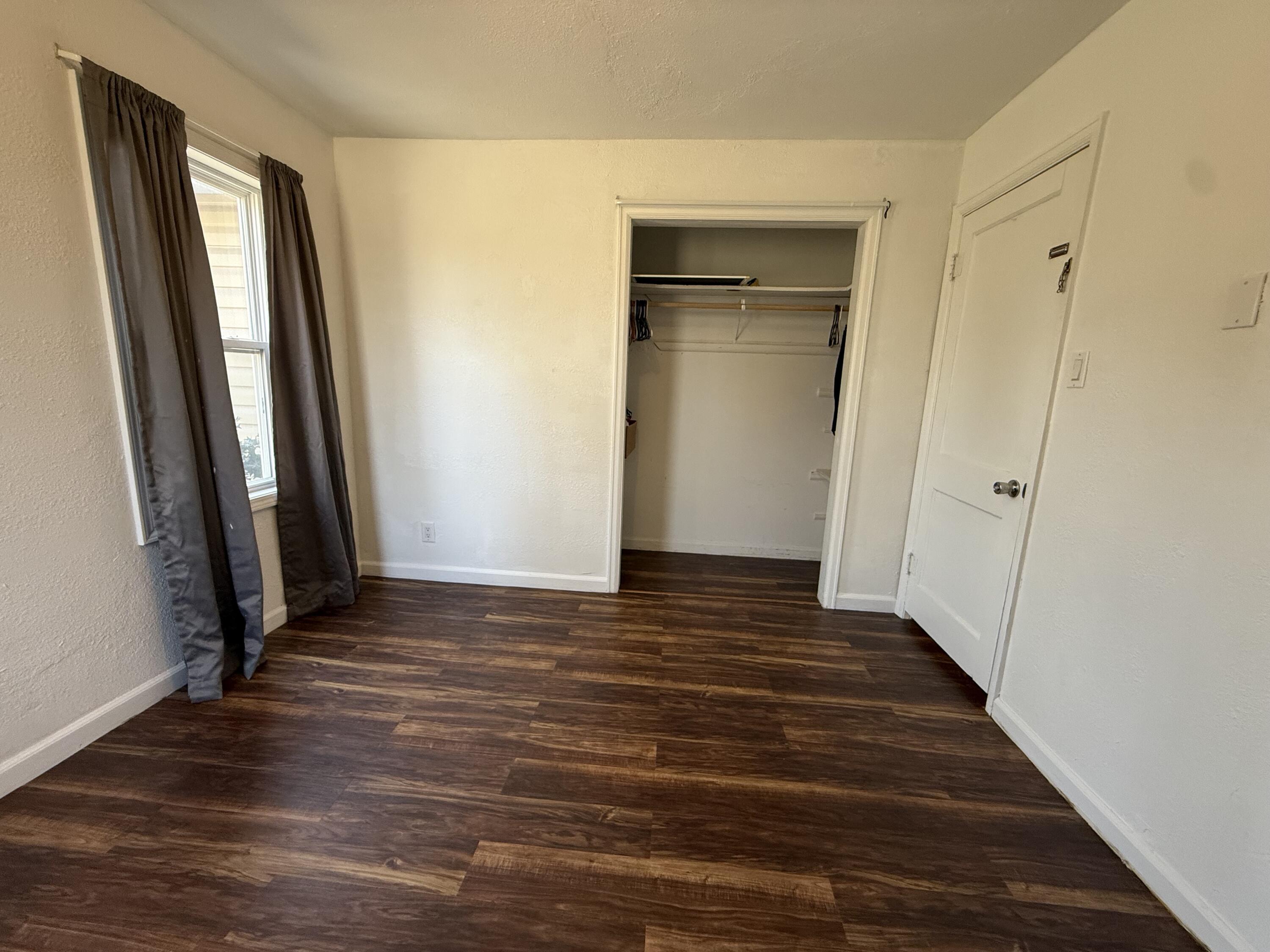 468 Martingale Drive Property Photo 31