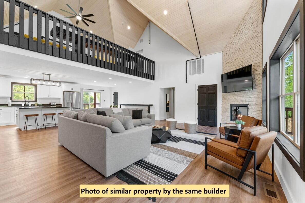 128 Poolside Way Property Photo 5