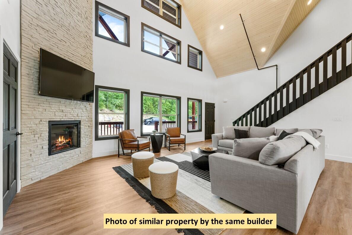 128 Poolside Way Property Photo 7