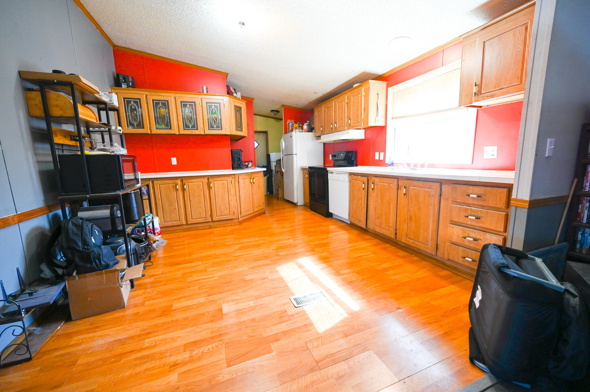 20908 County Road 283 Property Photo 9