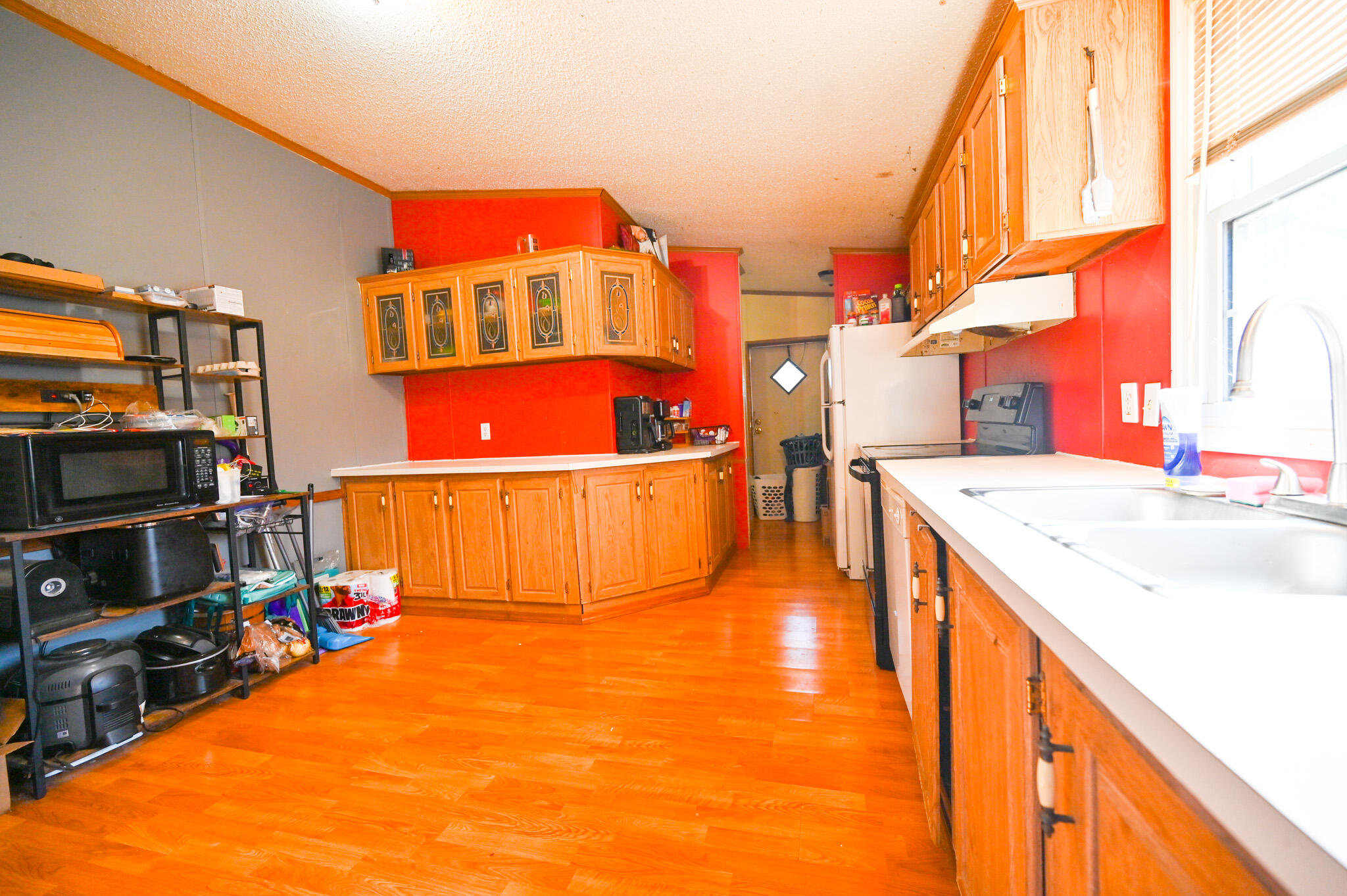 20908 County Road 283 Property Photo 10