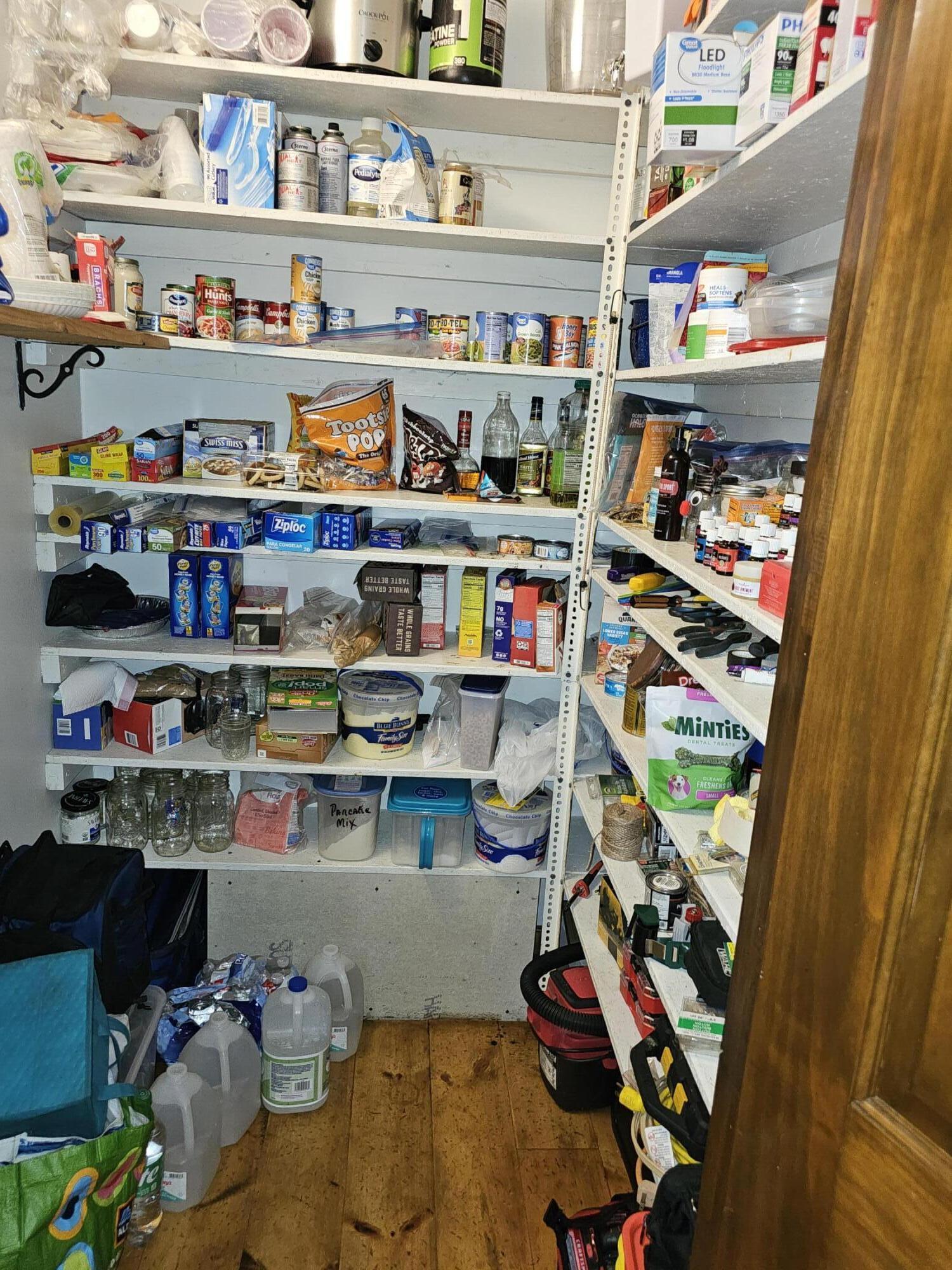 14109 Lawrence 2160 Property Photo 10