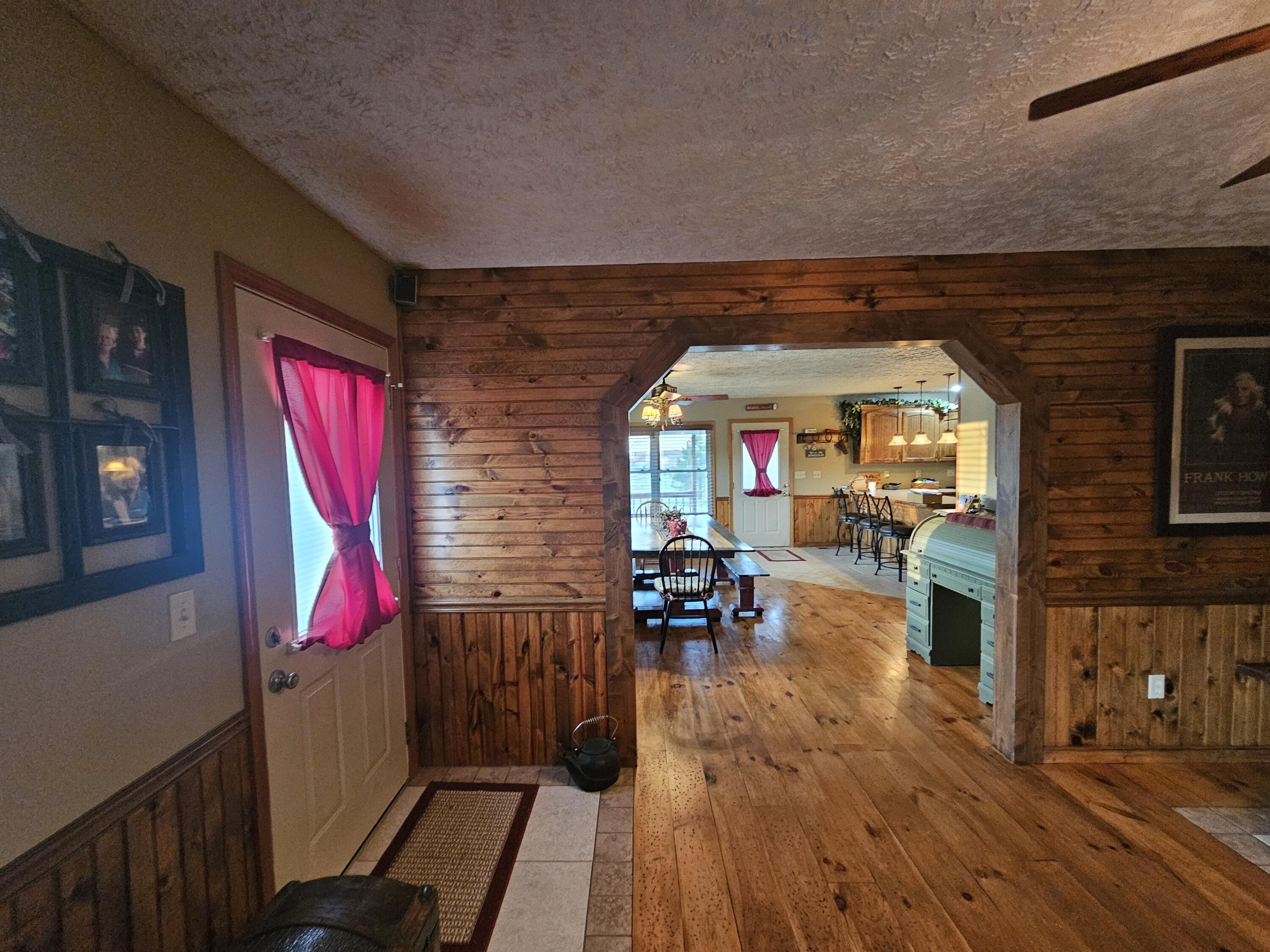 14109 Lawrence 2160 Property Photo 13