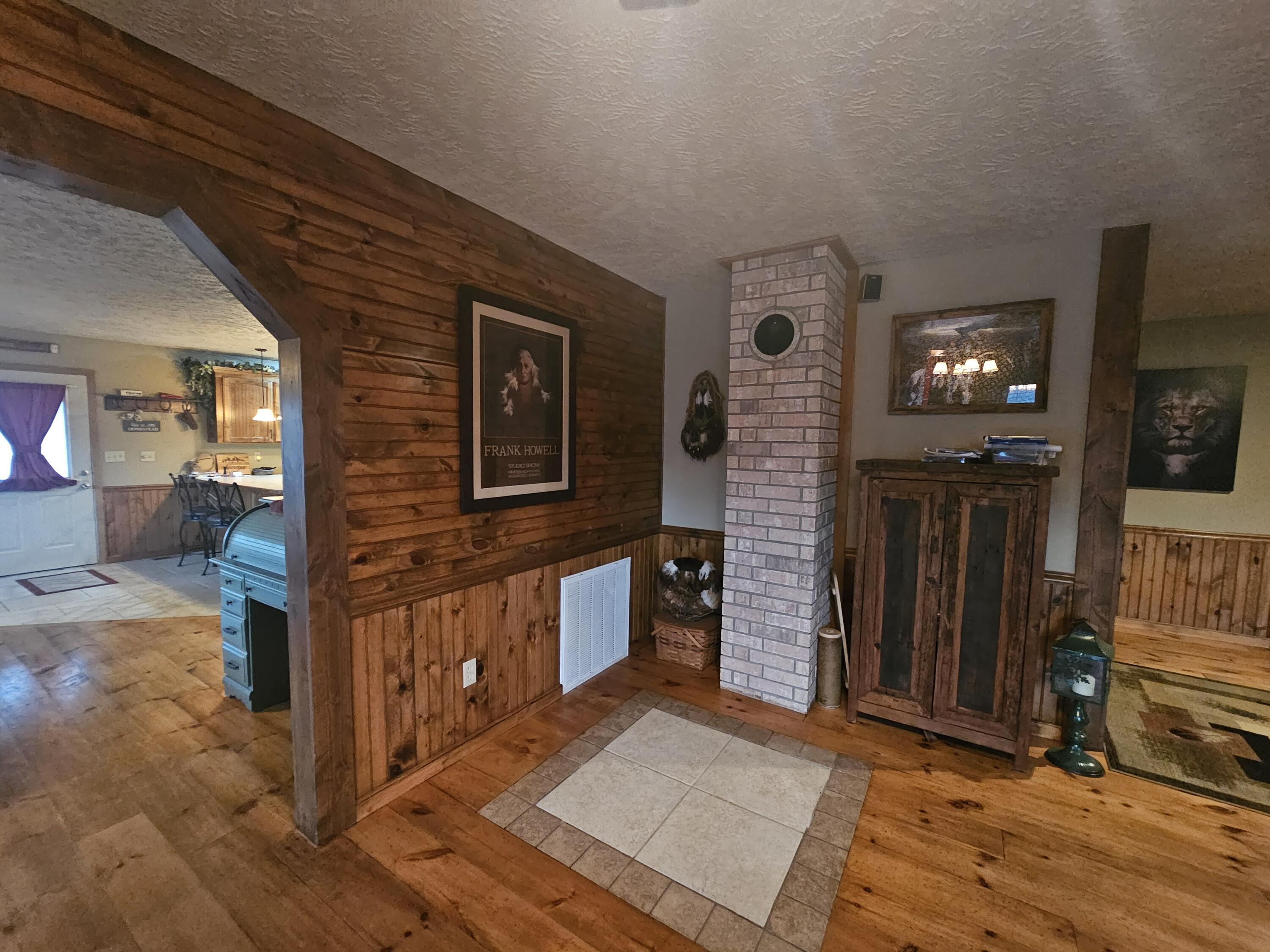 14109 Lawrence 2160 Property Photo 20