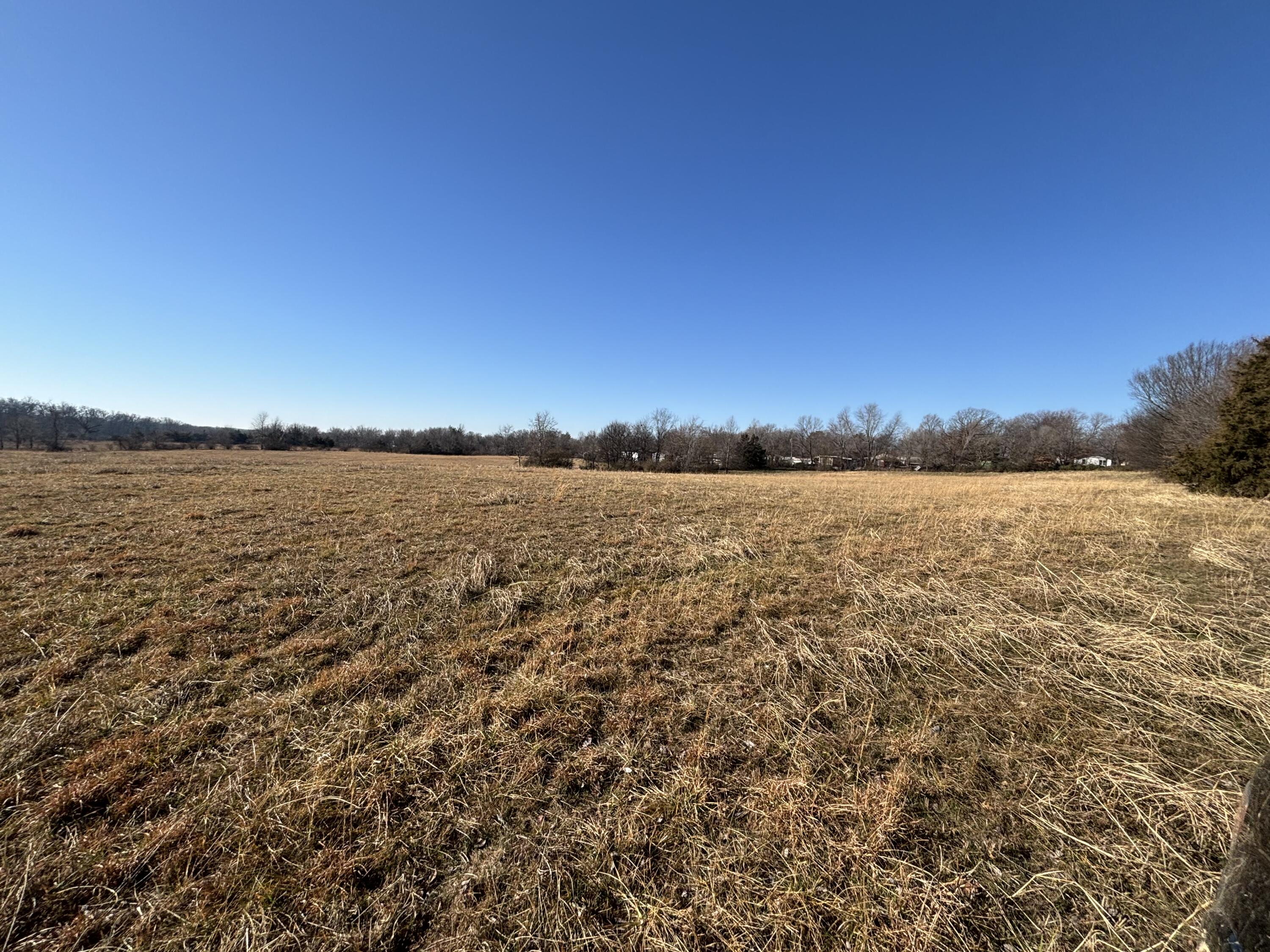 137 East Splitlog Avenue Property Photo 7