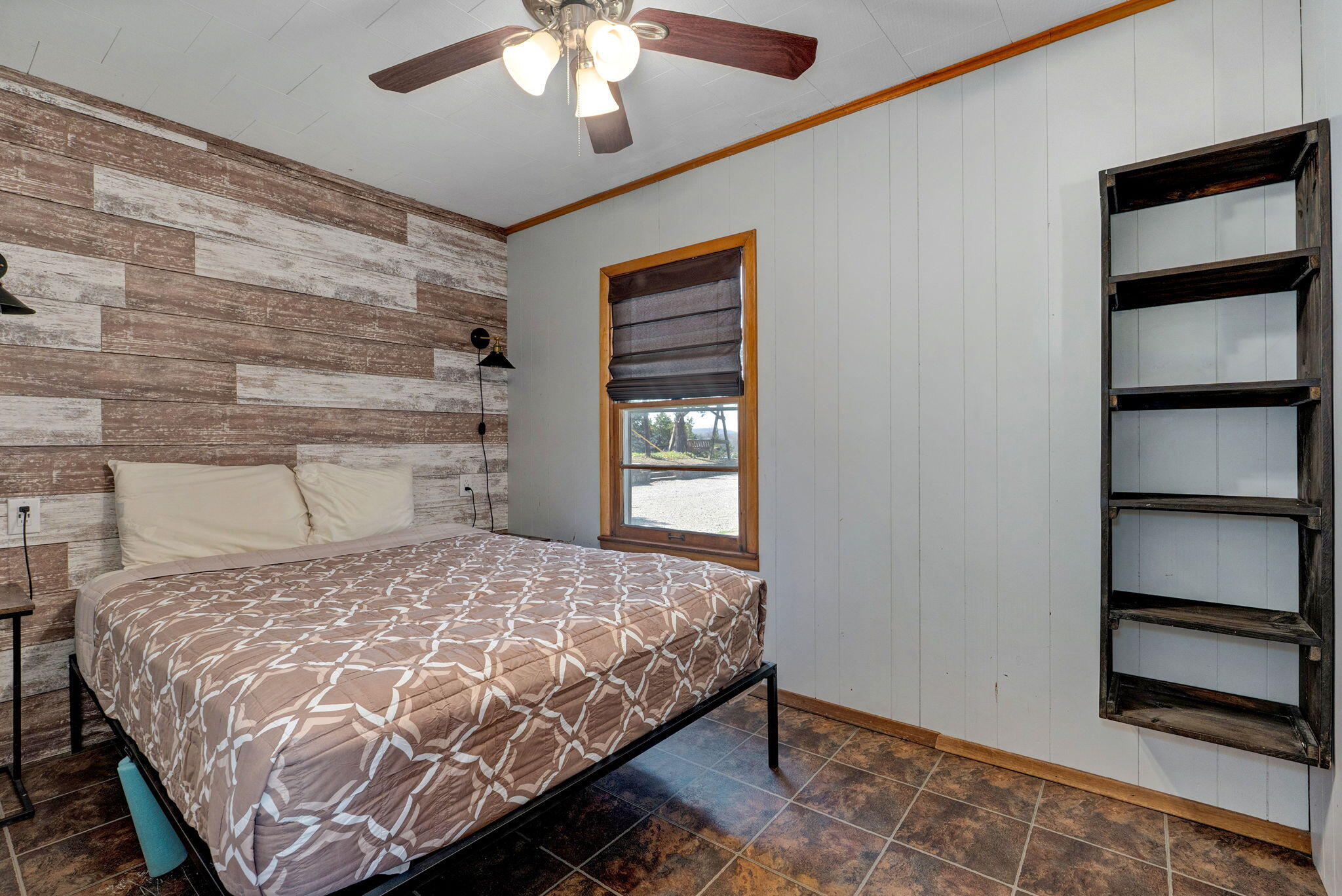 1715 Hideaway Road C - 4 Property Photo 9