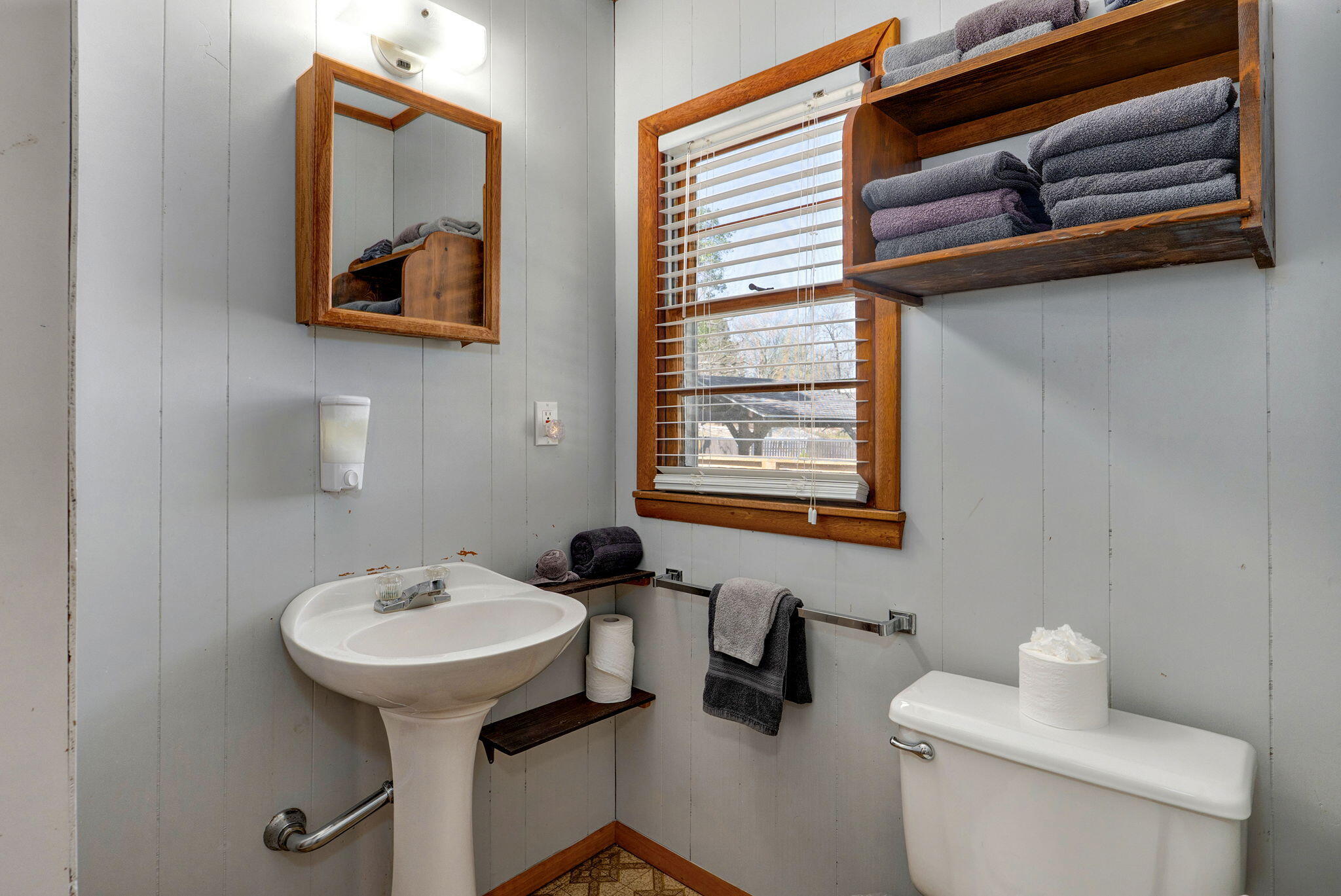 1715 Hideaway Road C - 4 Property Photo 22