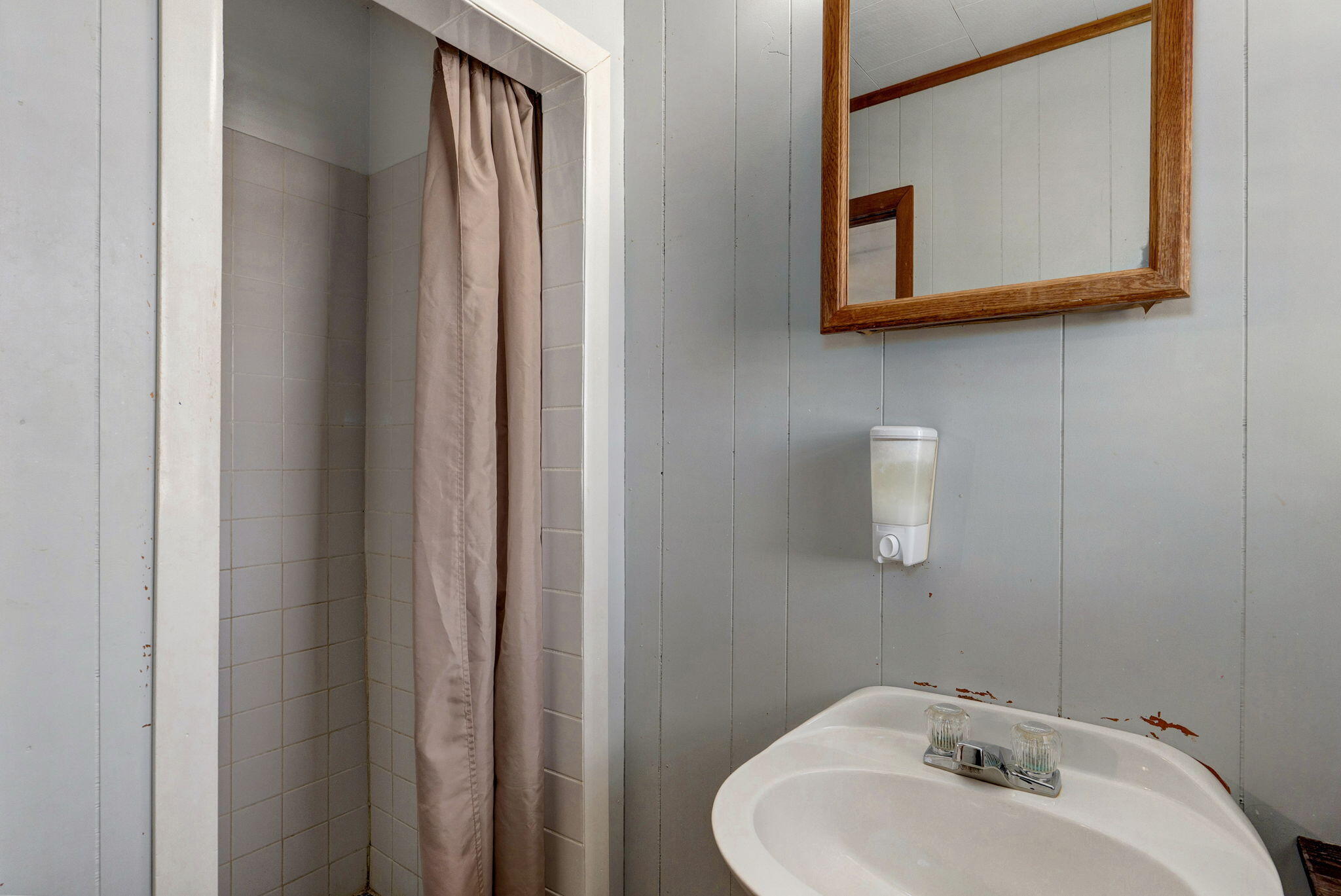1715 Hideaway Road C - 4 Property Photo 23