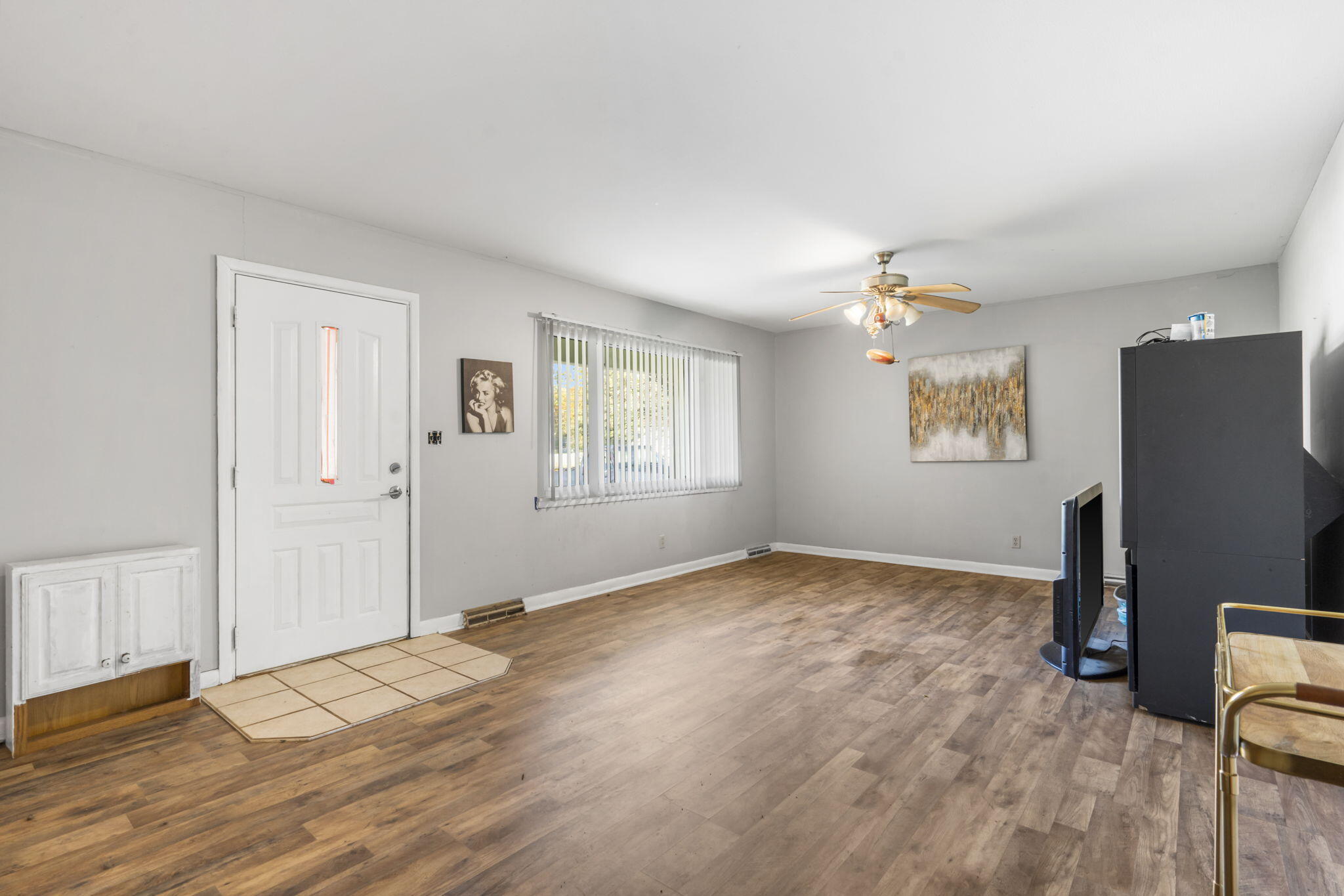 2012 South Roanoke Avenue Property Photo 4