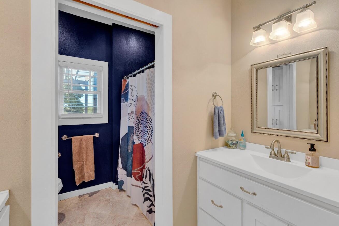 8708 Farm Road 2140 Property Photo 20