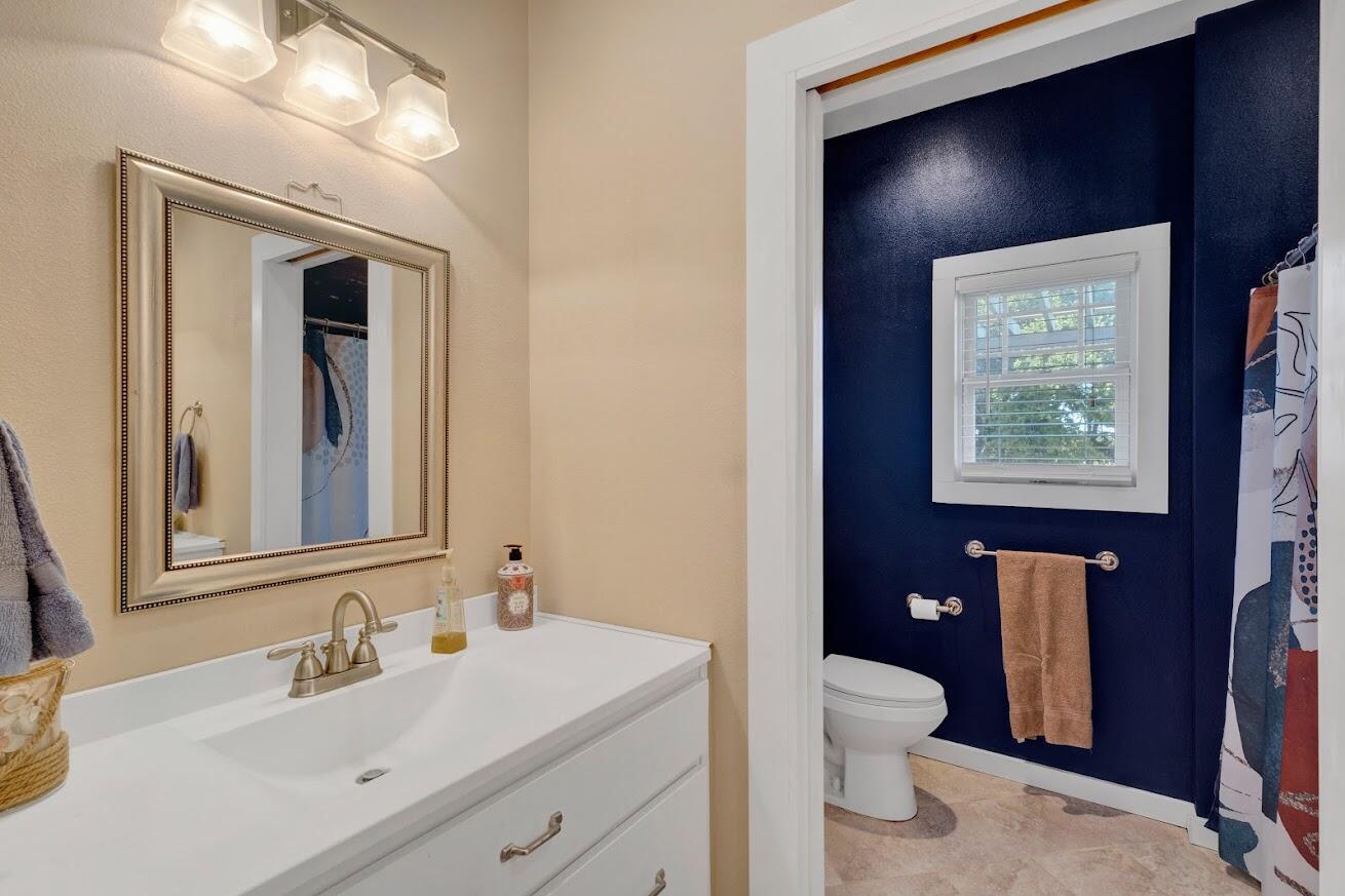 8708 Farm Road 2140 Property Photo 21