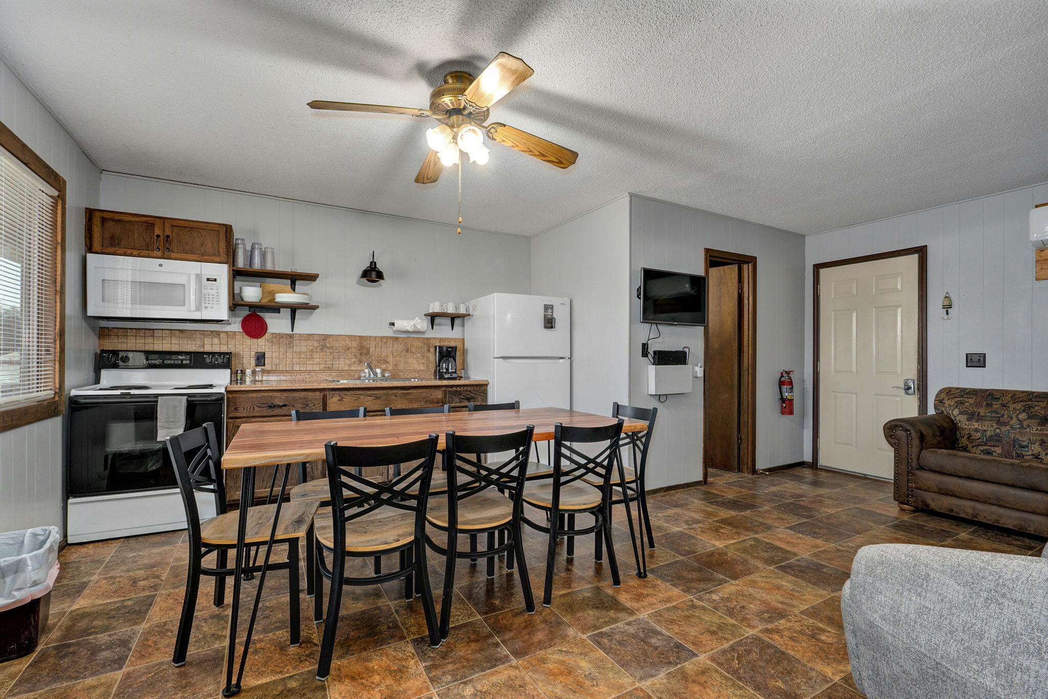 1715 Hideaway Road G - 1 Property Photo 5