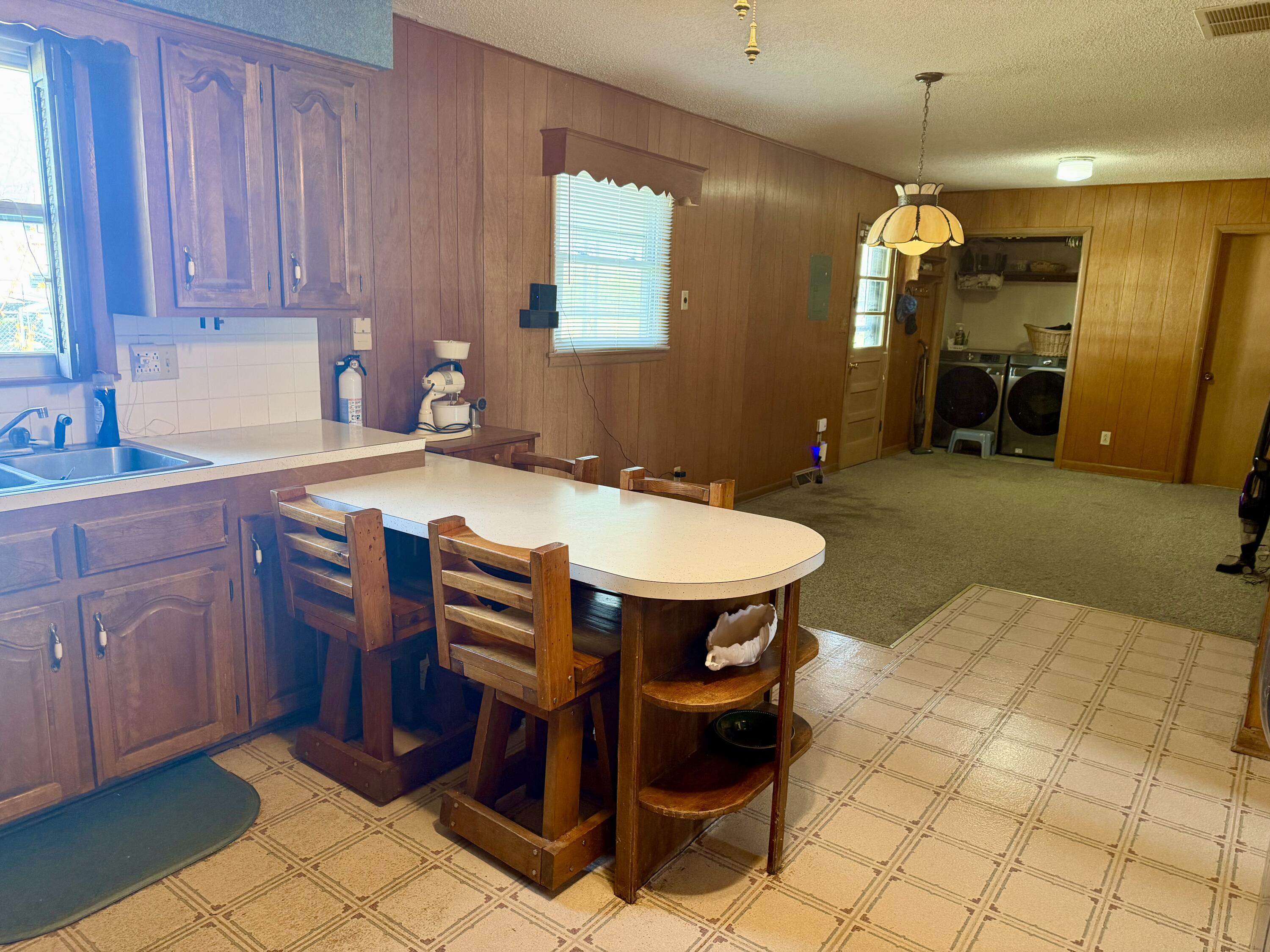 1311 North Dawn Avenue Property Photo 8