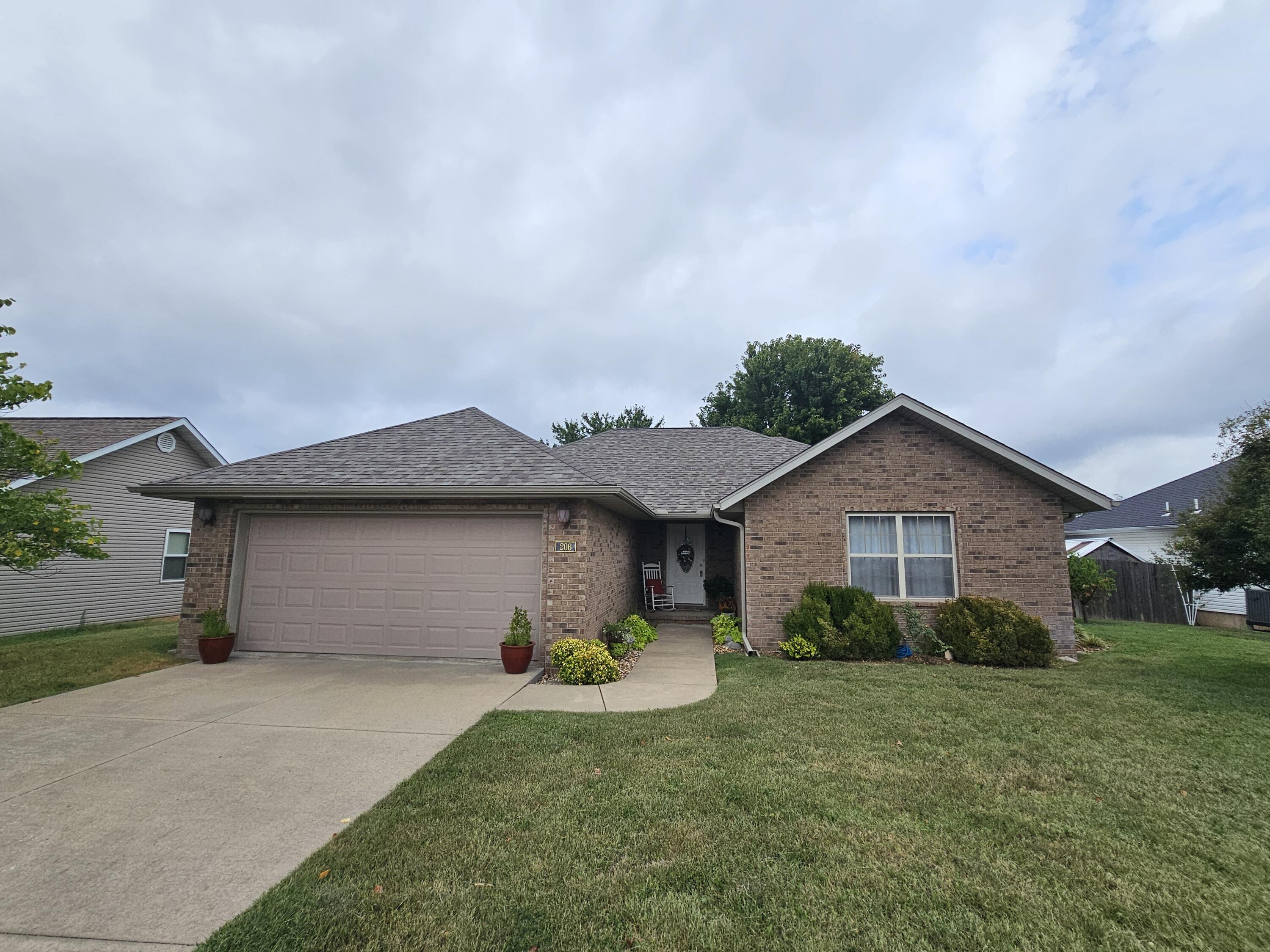 206 Prairie Lane Property Photo 1