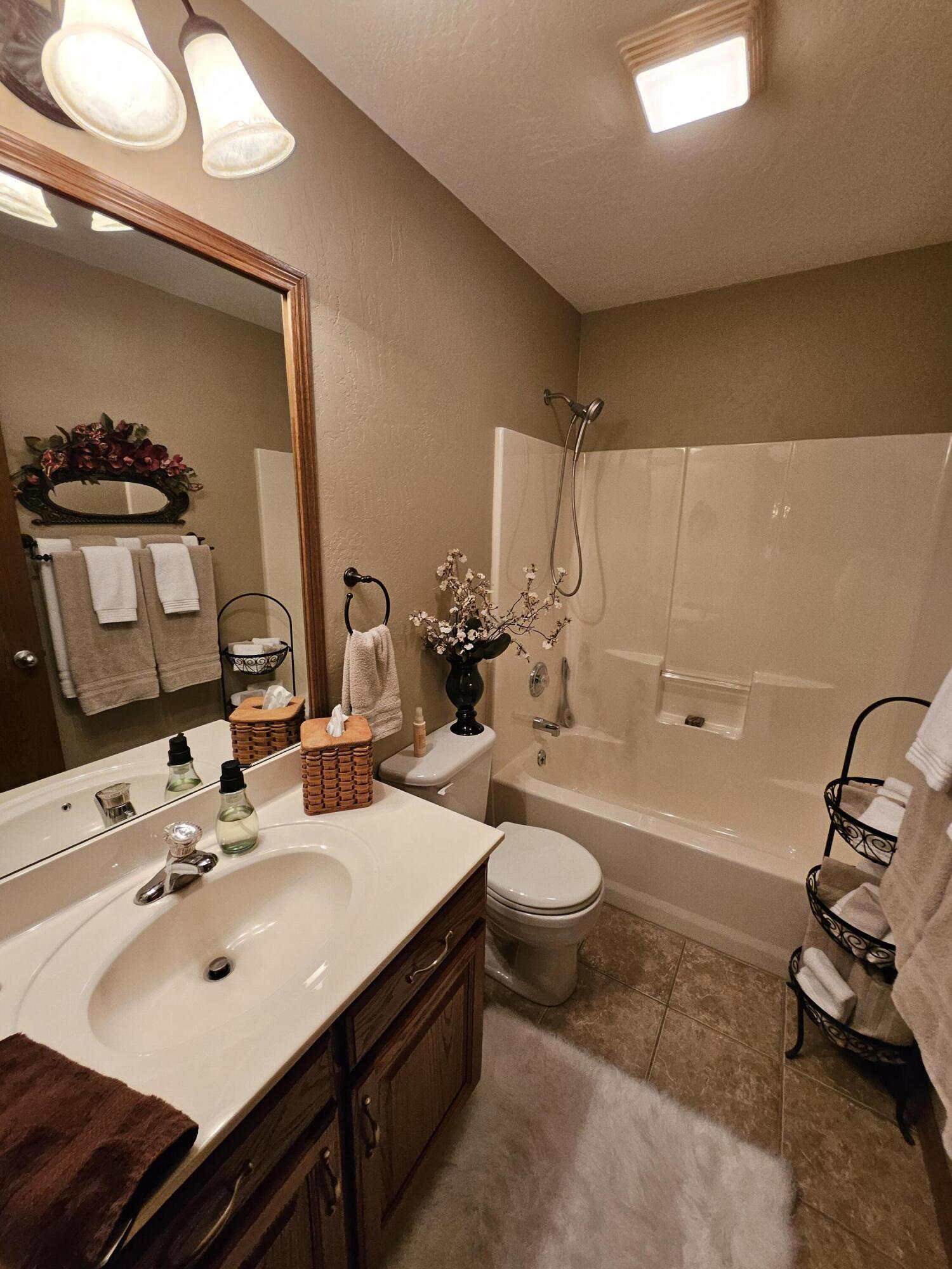206 Prairie Lane Property Photo 28