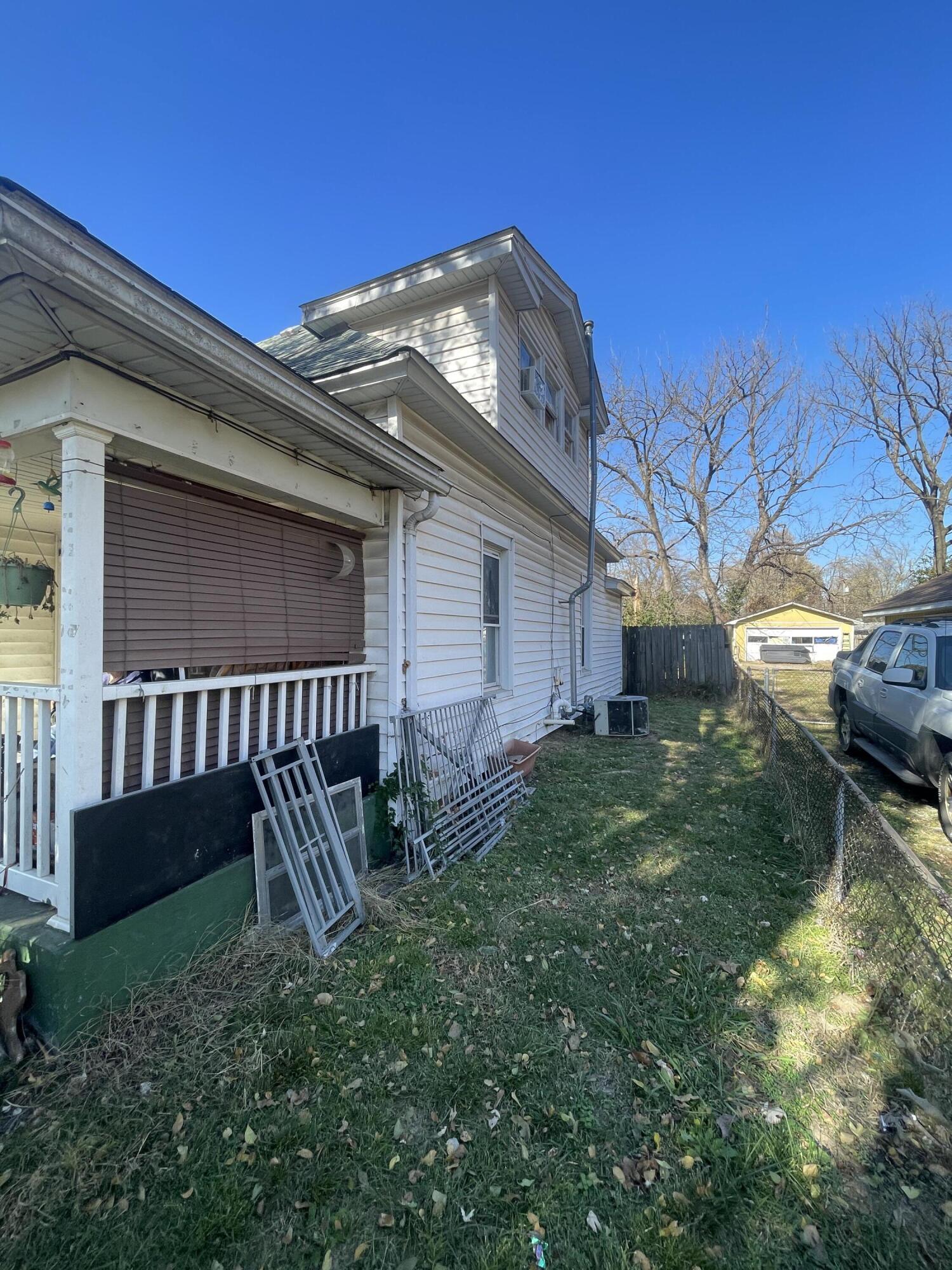 1631 West Lee Street Property Photo 13