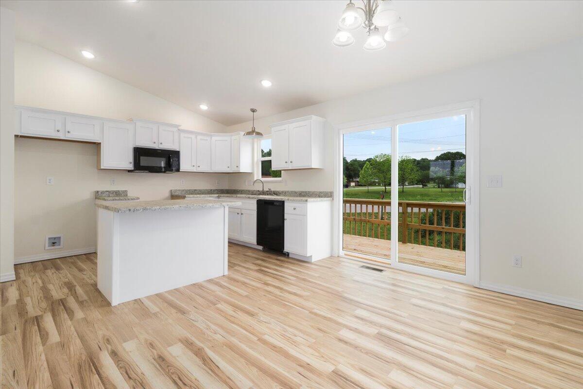 2503 Property Photo 30