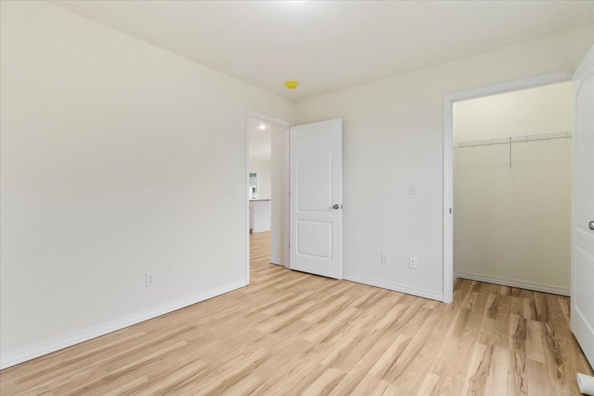 2503 Property Photo 34