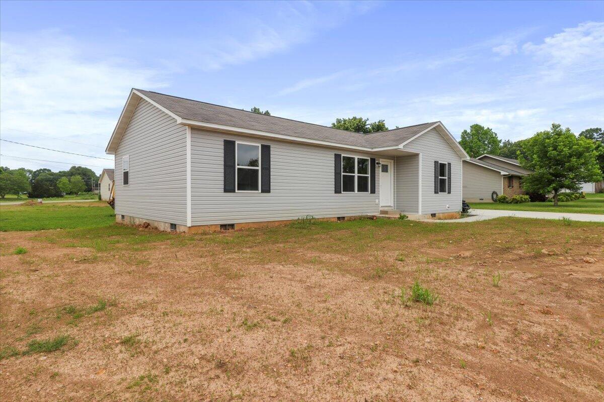 2503 Property Photo 39