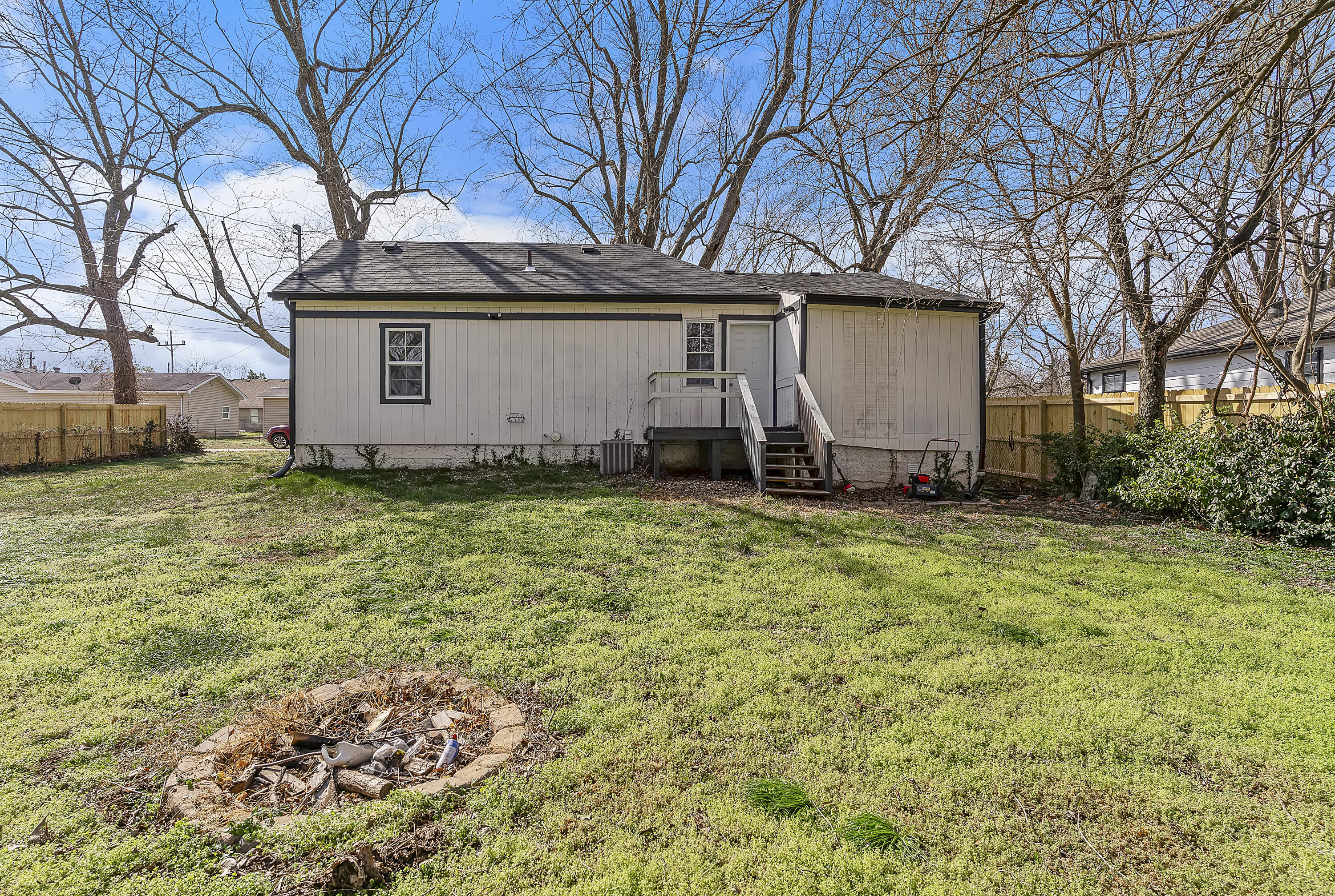 2517 West Phelps Street Property Photo 27