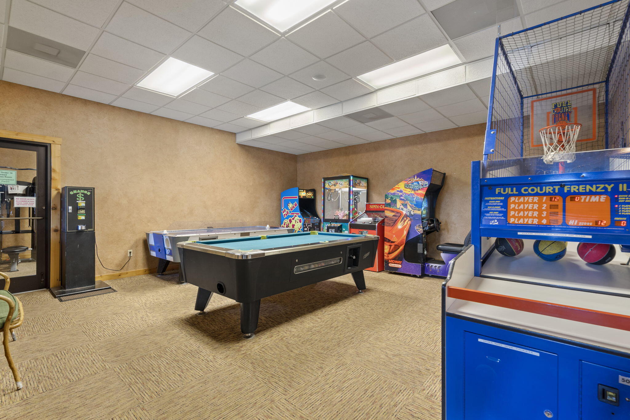60318301 Property Photo 38