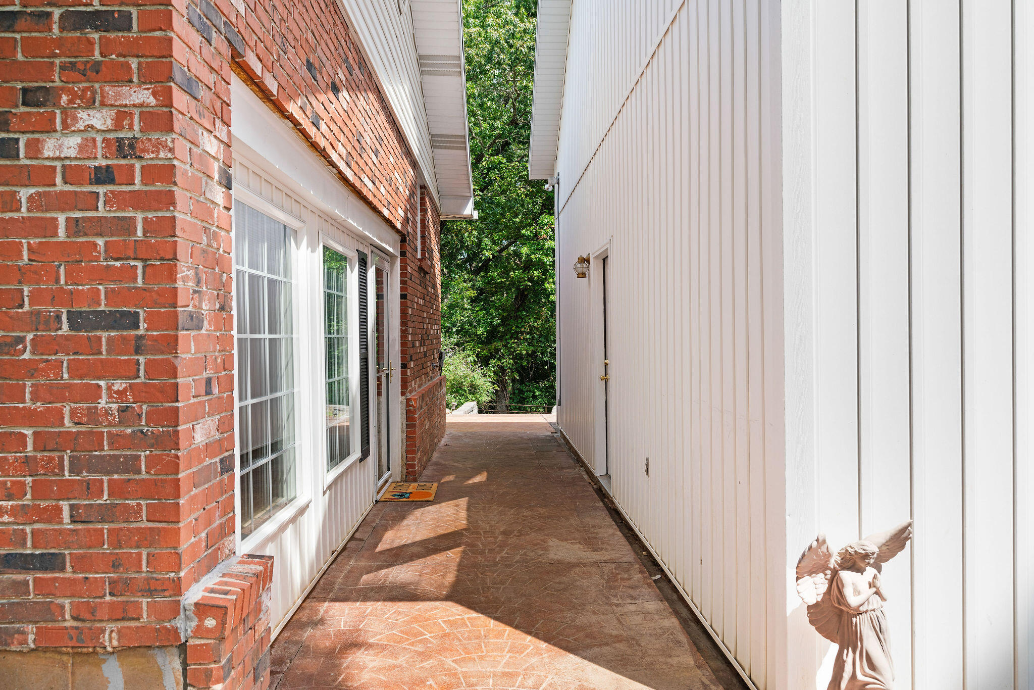 178 Garner Drive Property Photo 8