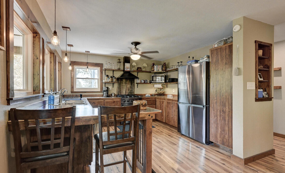 22351 South 672 Road Property Photo 5