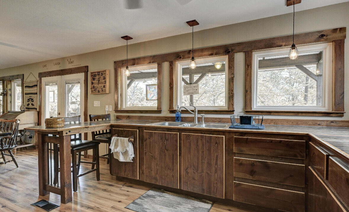 22351 South 672 Road Property Photo 6
