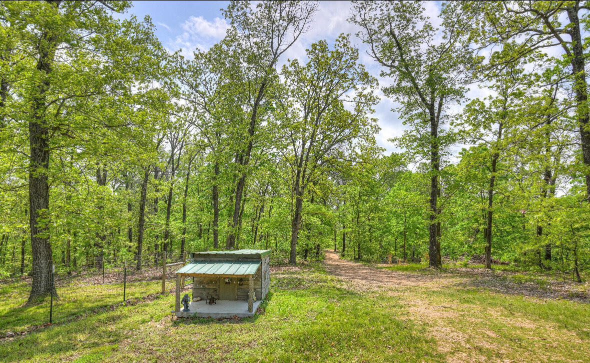 22351 South 672 Road Property Photo 17
