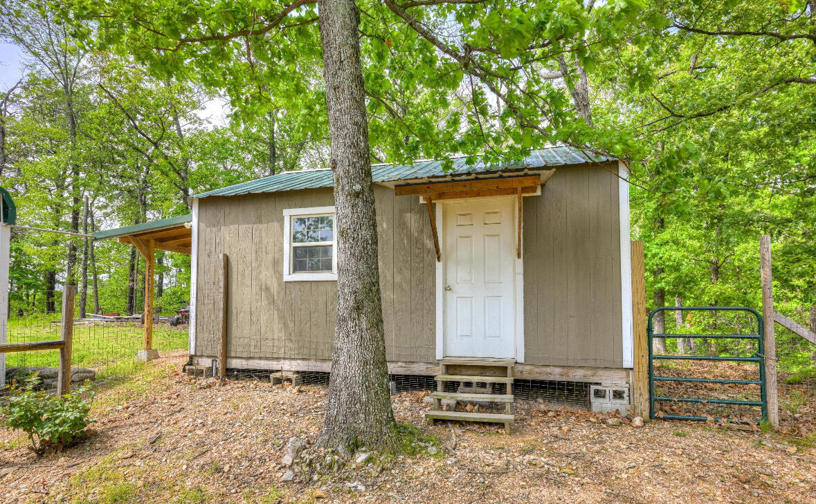 22351 South 672 Road Property Photo 20