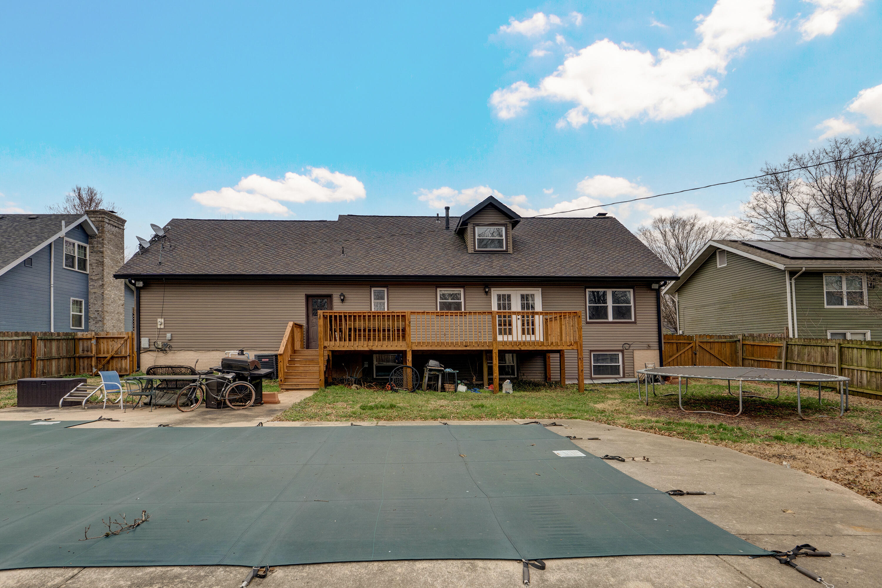 2317 South Hilton Avenue Property Photo 44