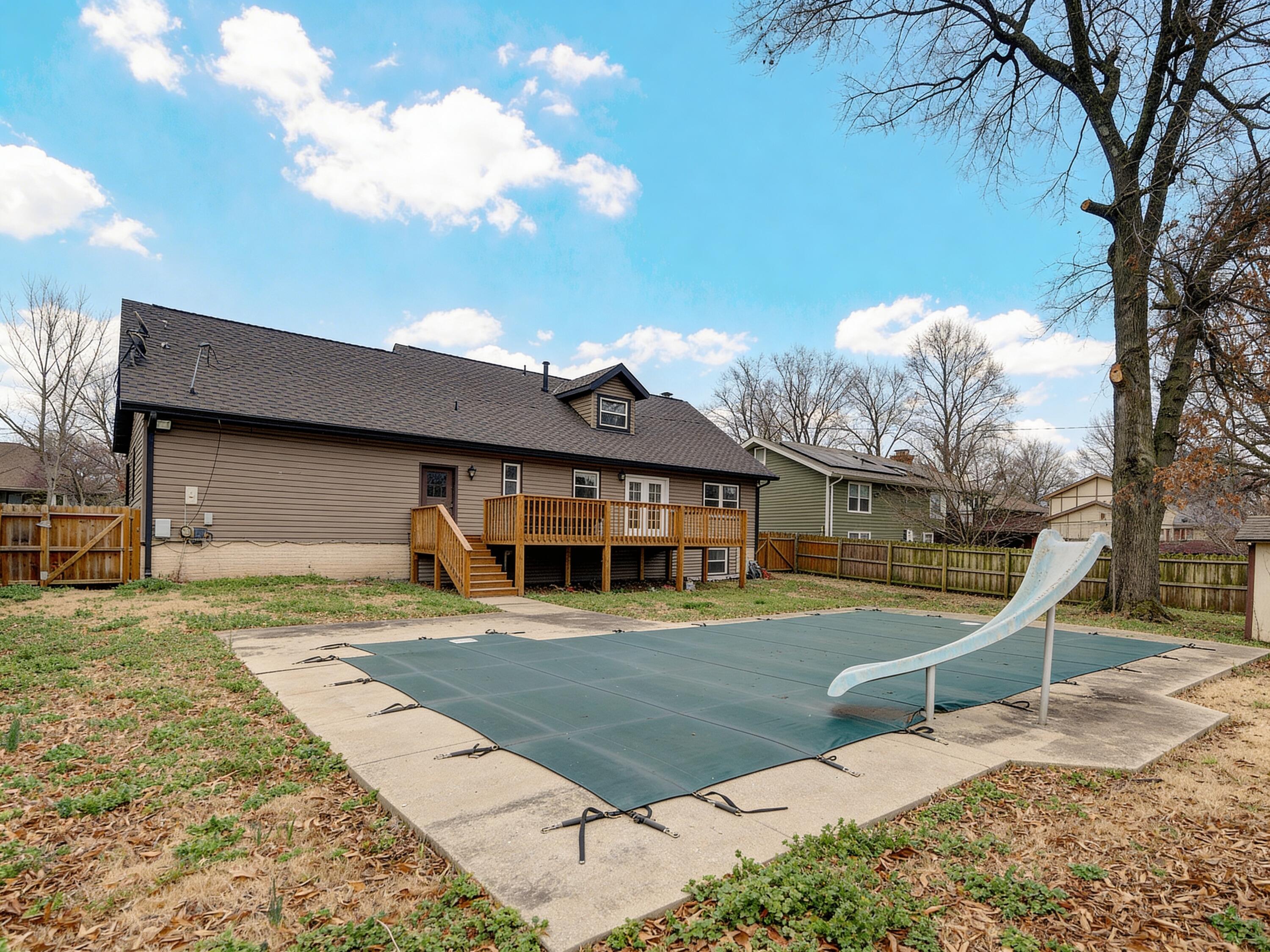 2317 South Hilton Avenue Property Photo 48