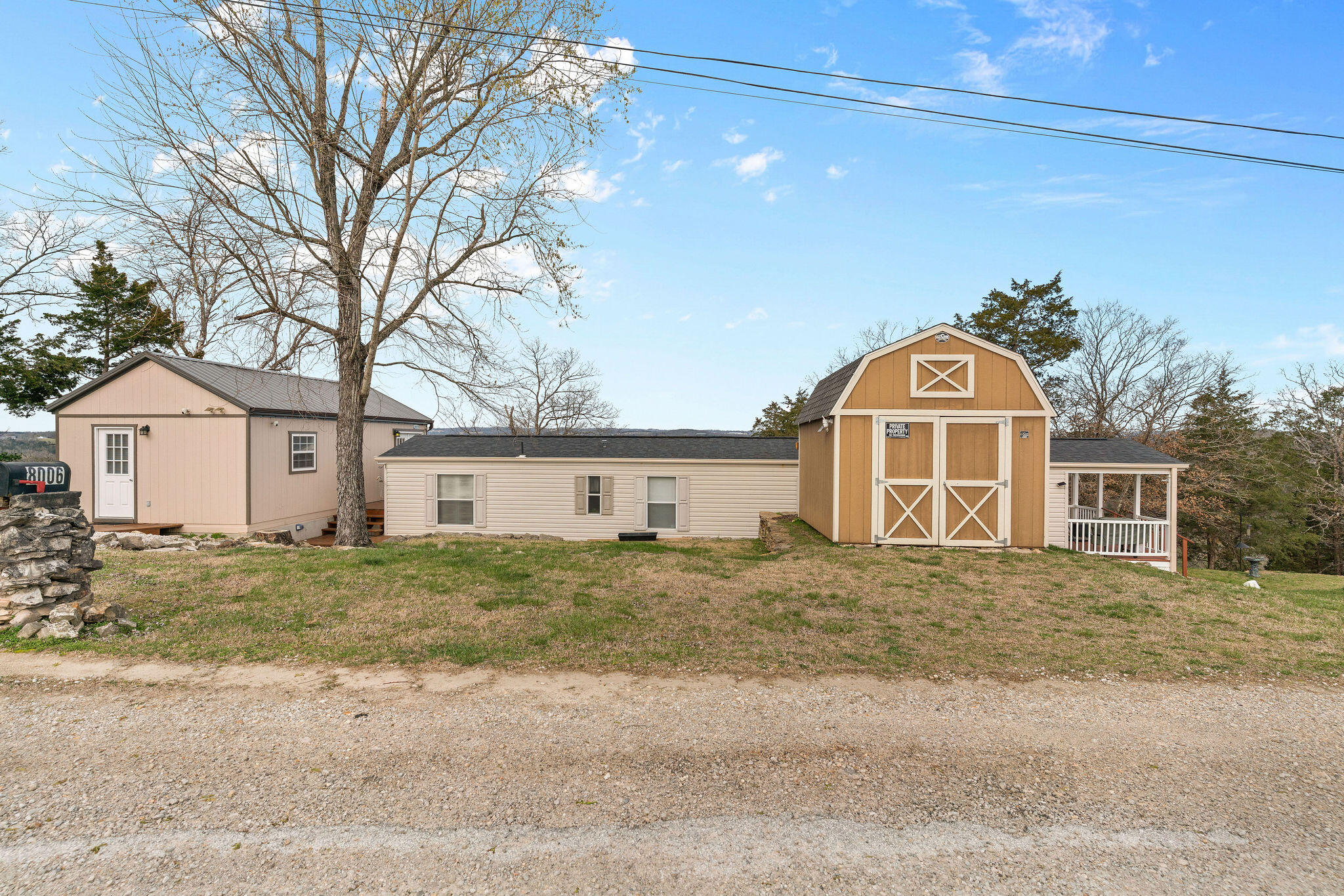 8006 Cliff Drive Property Photo 3