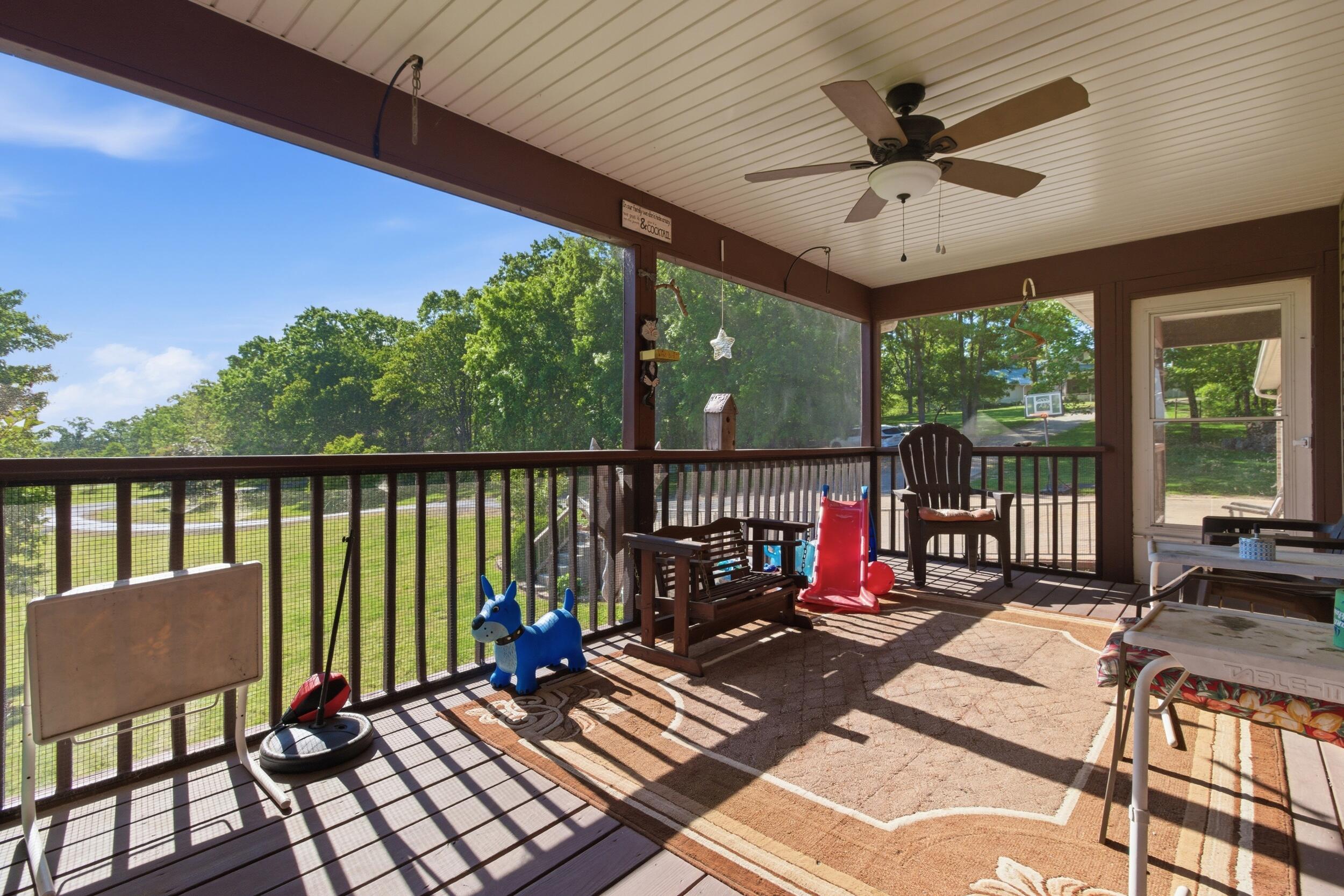 2603 Ross Lane Property Photo 5