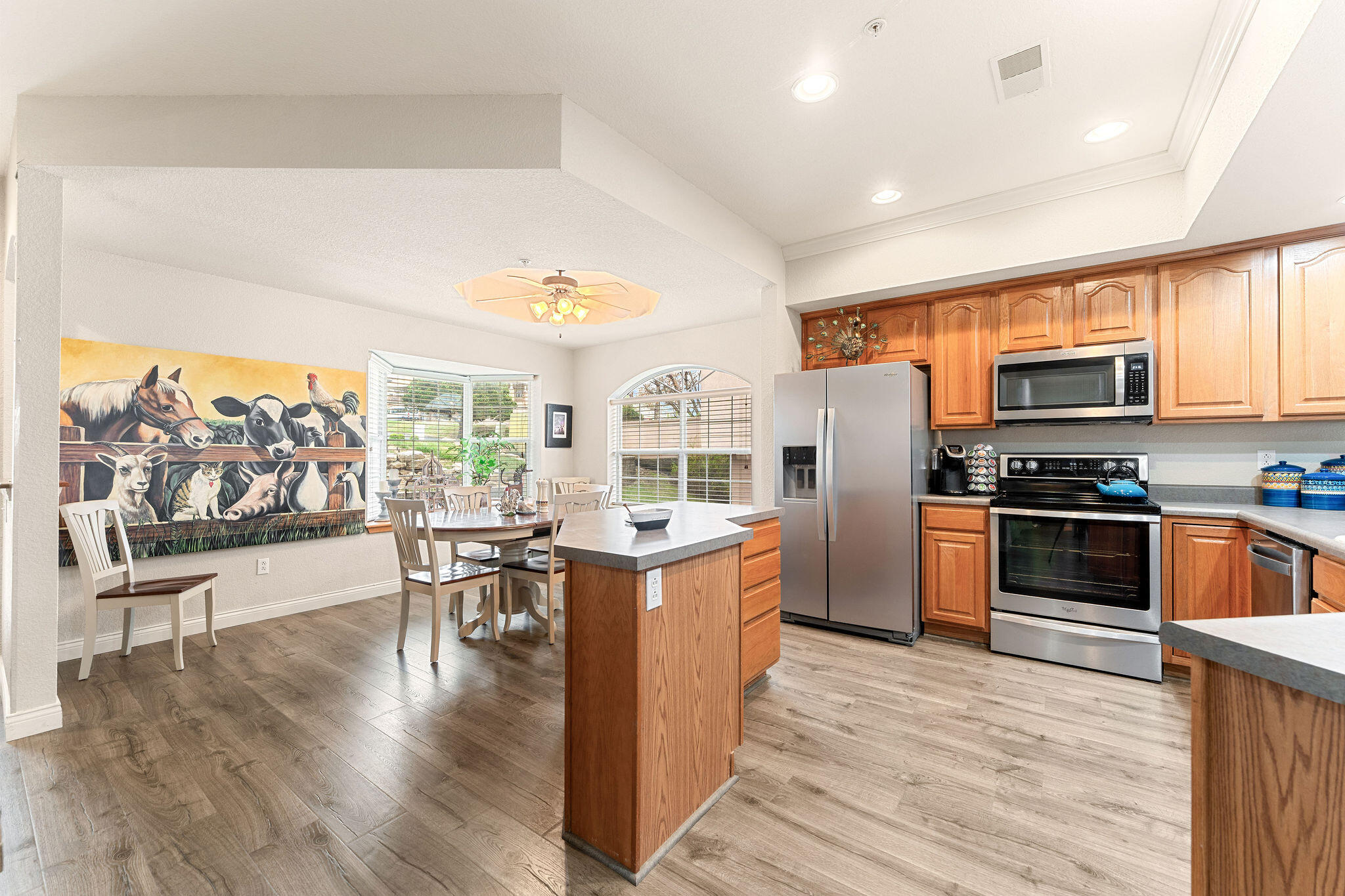 680 Emerald Pointe Drive 1 Property Photo 2