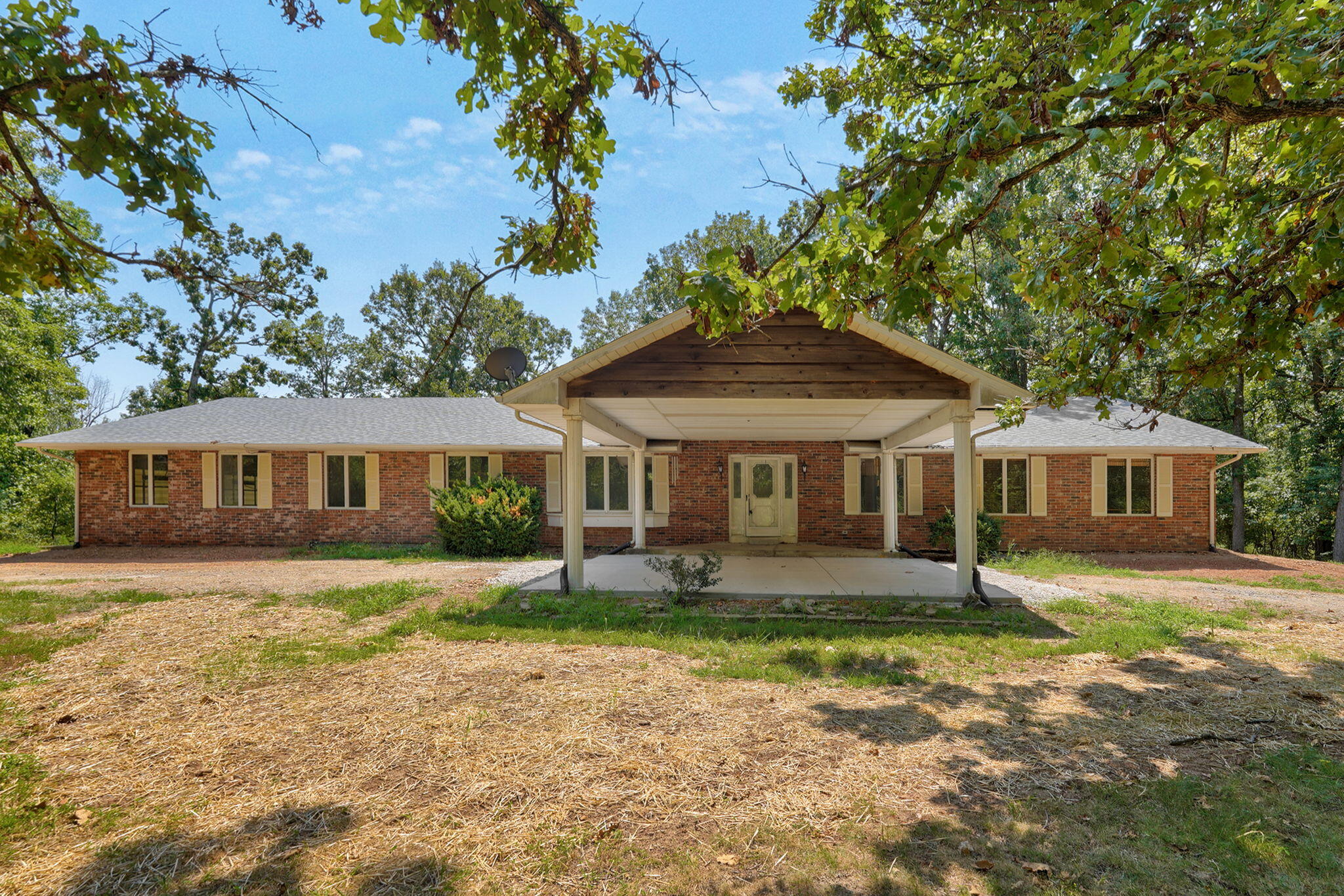 12432 Lawrence 2137 Property Photo 2