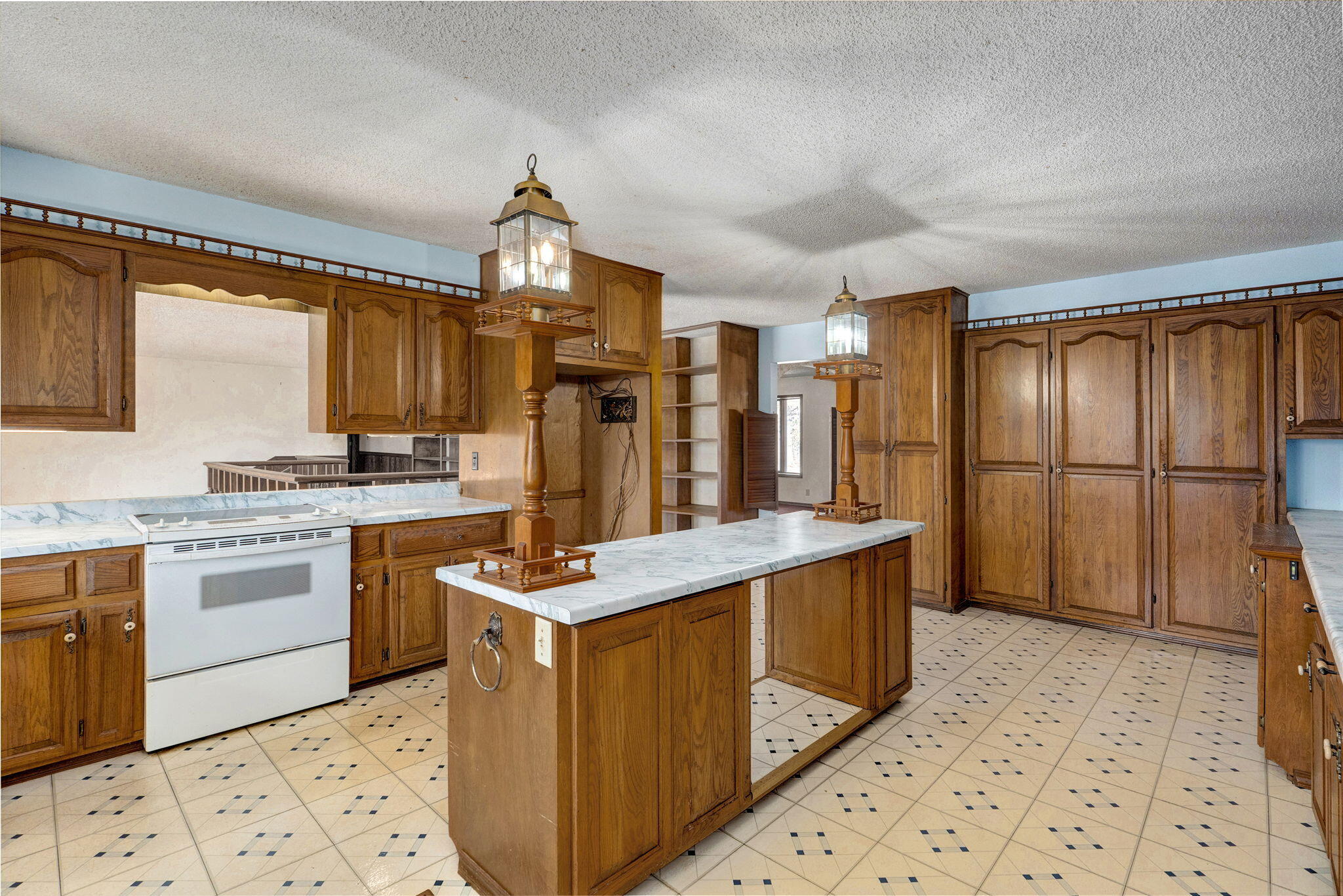 12432 Lawrence 2137 Property Photo 26