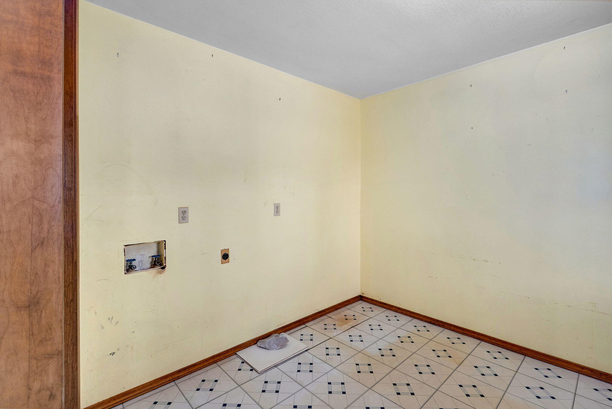 12432 Lawrence 2137 Property Photo 29