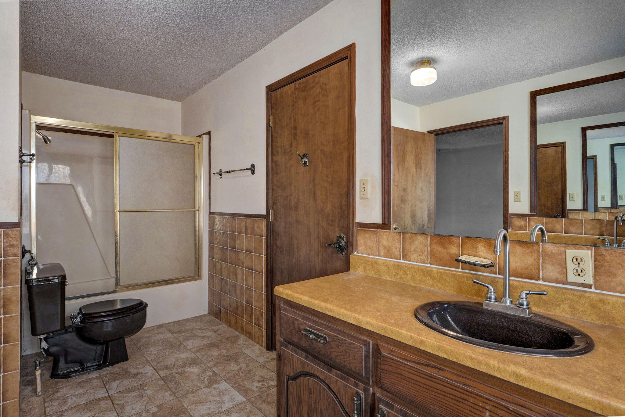 12432 Lawrence 2137 Property Photo 37