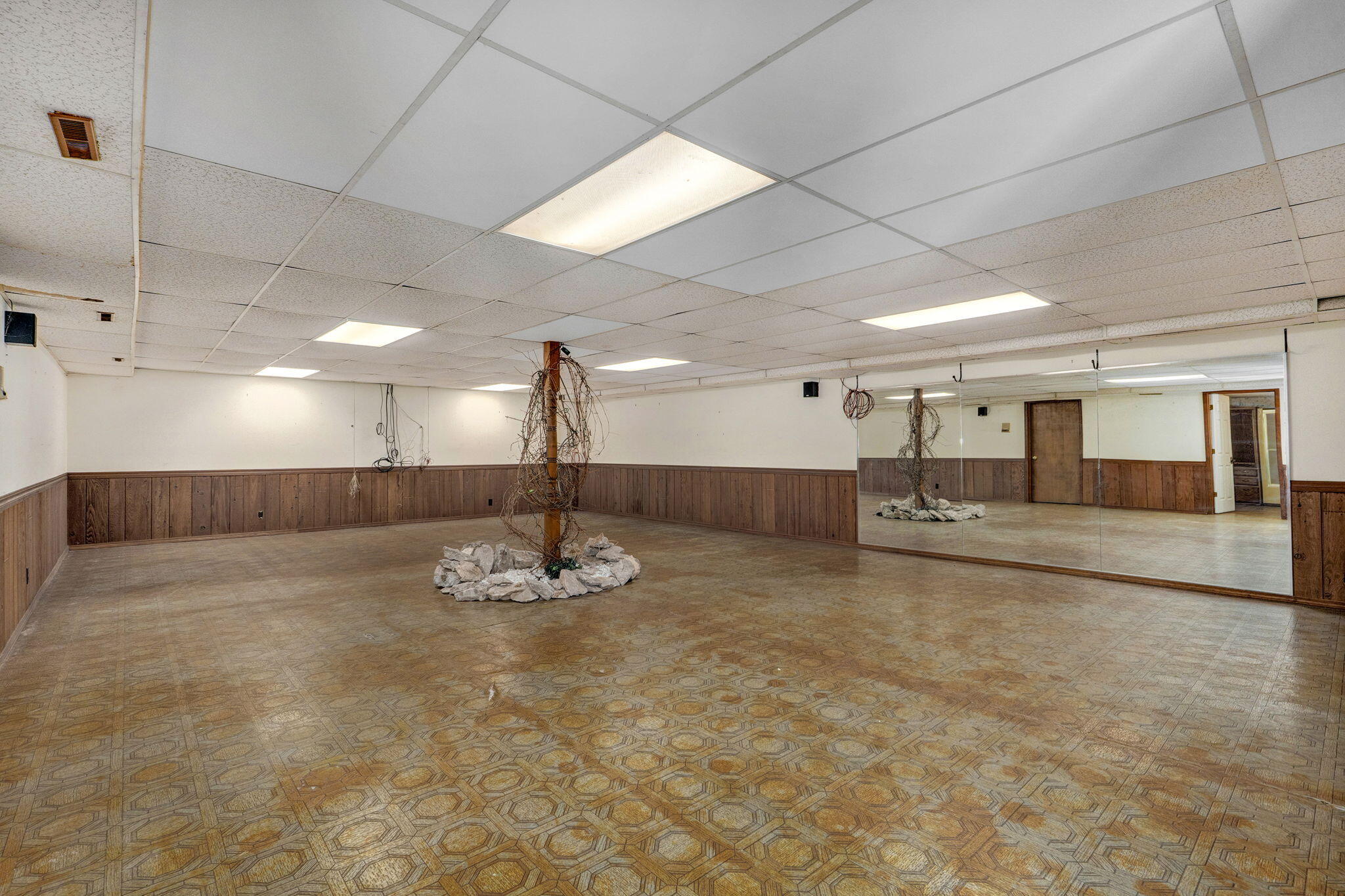 12432 Lawrence 2137 Property Photo 52