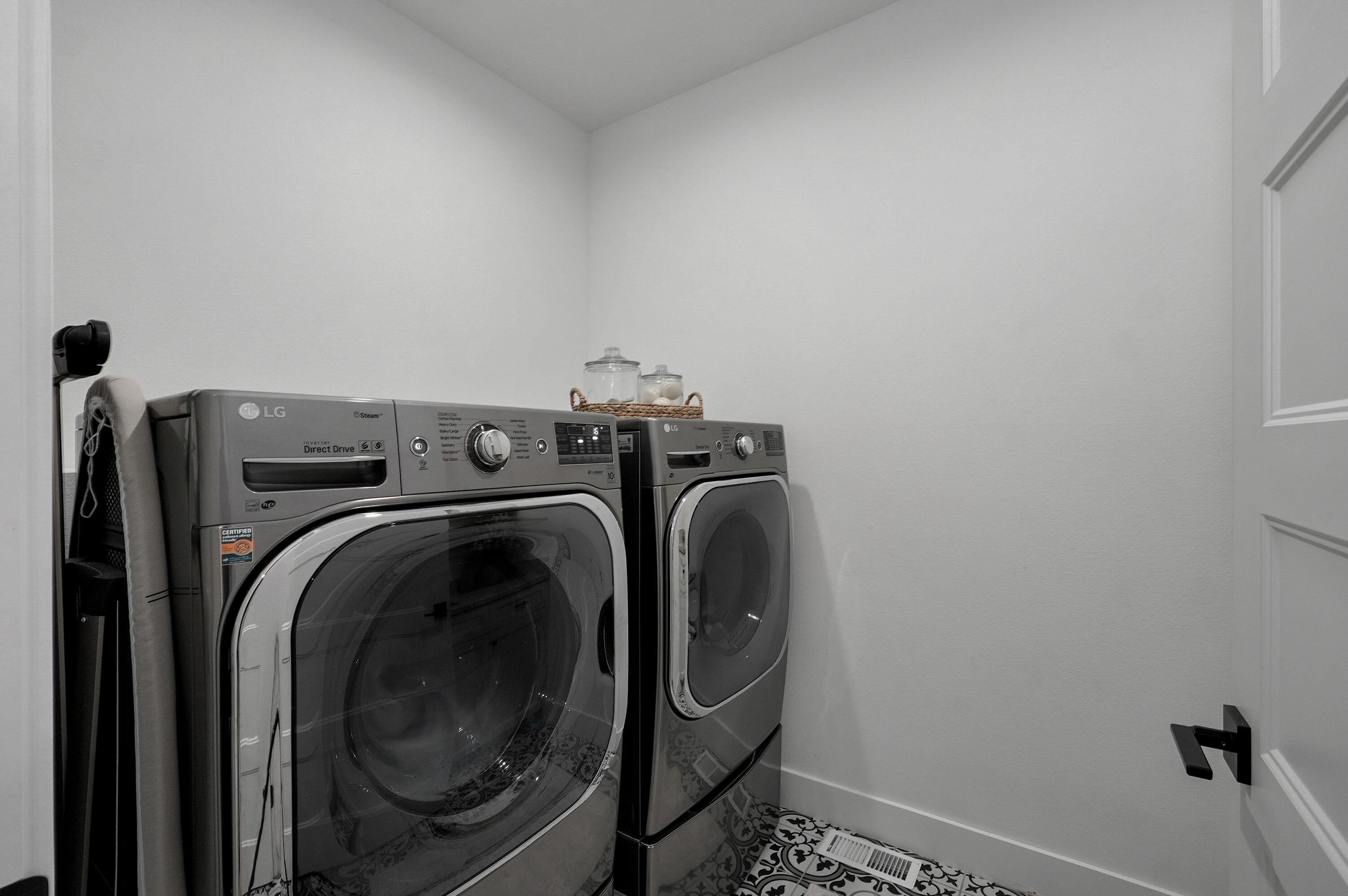 870 East Emerald Terrace Property Photo 36
