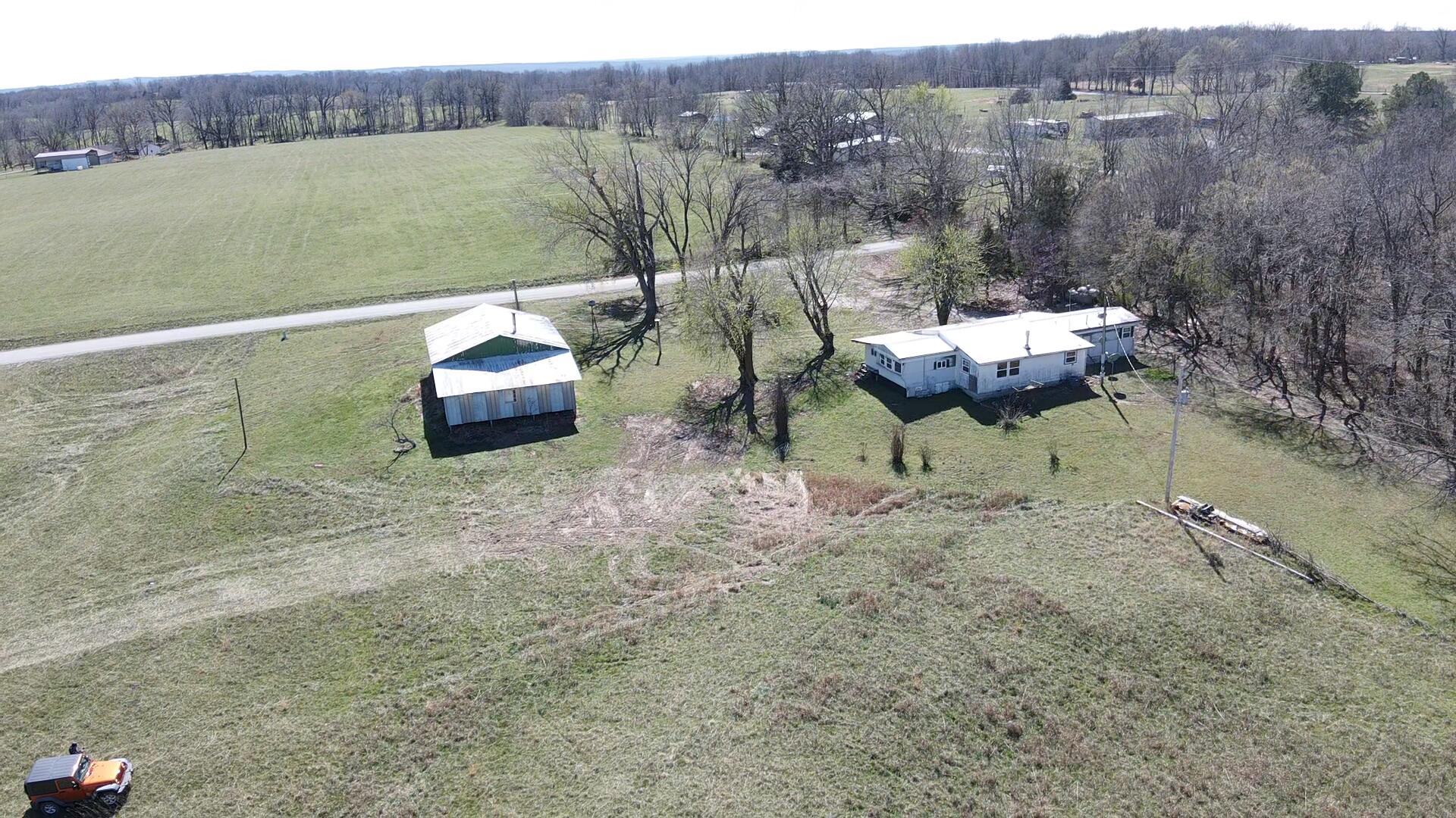 000 Speedway Road Property Photo 3