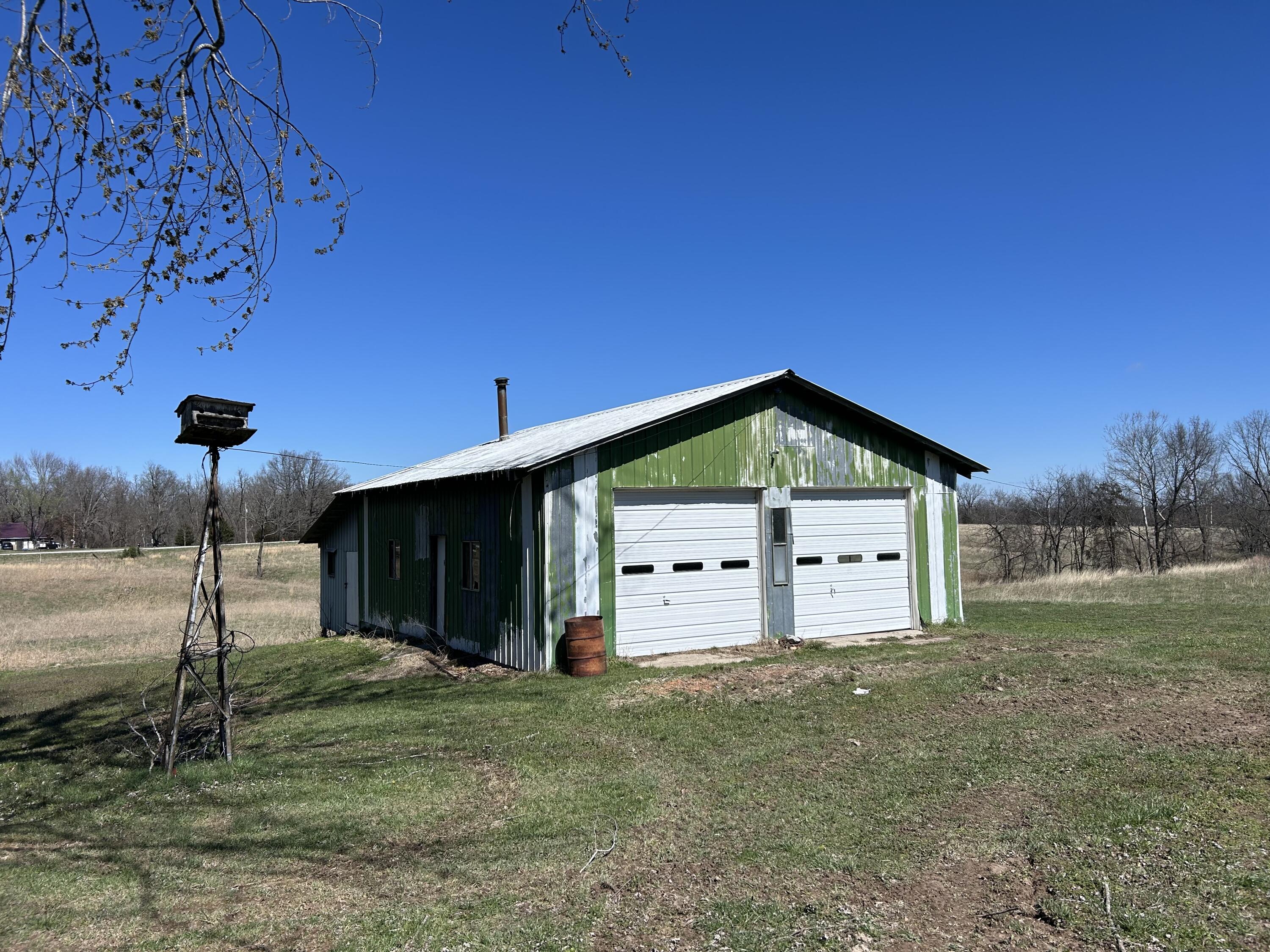 000 Speedway Road Property Photo 10