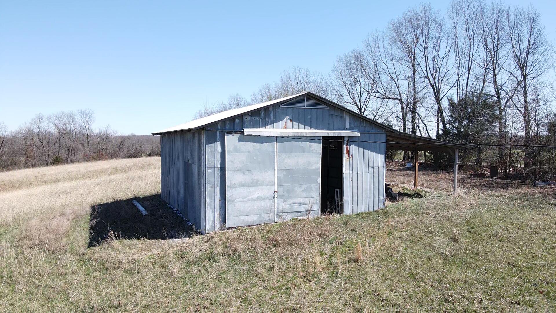 000 Speedway Road Property Photo 13