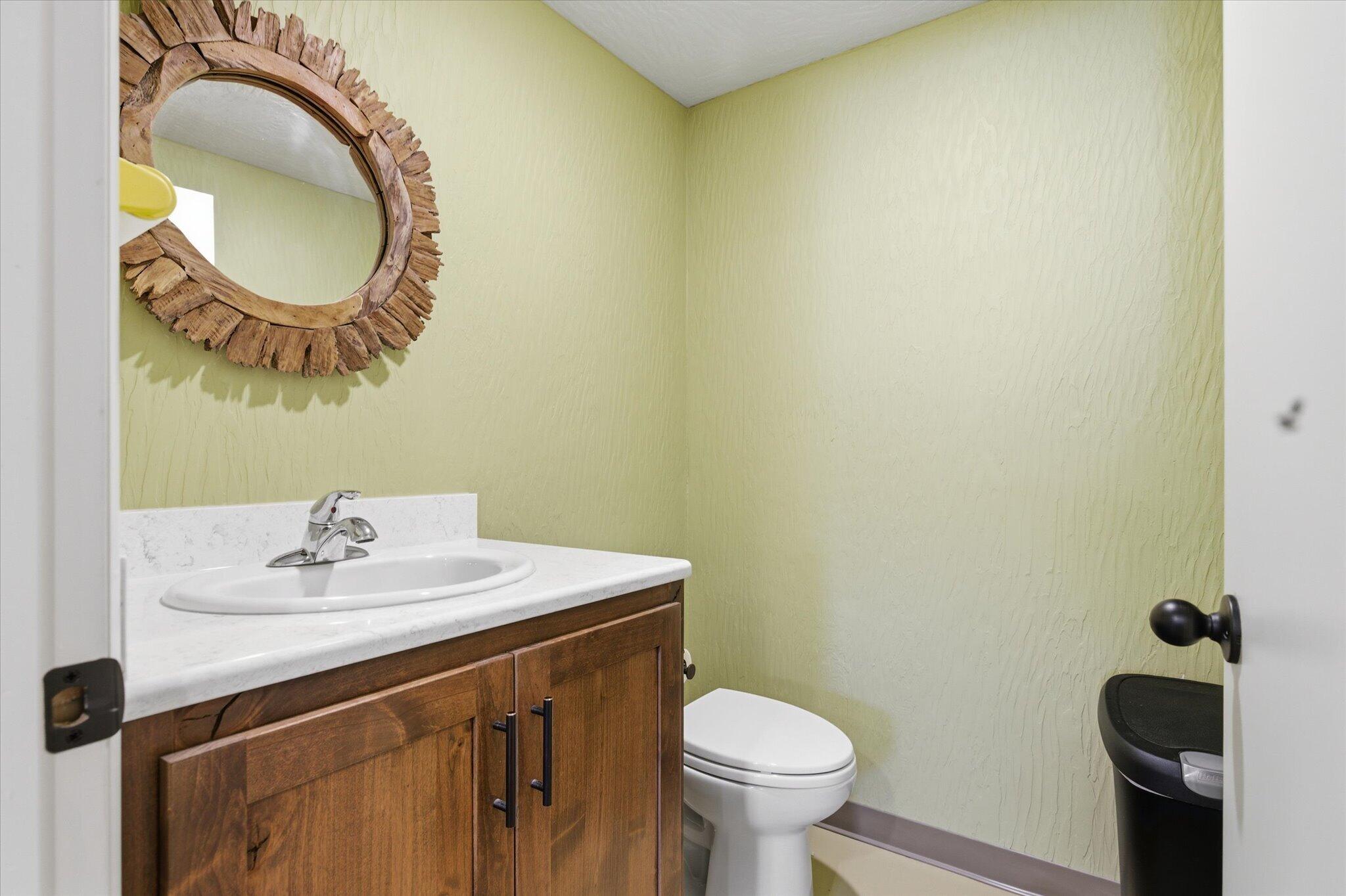 25862 East State Highway 76 Property Photo 16