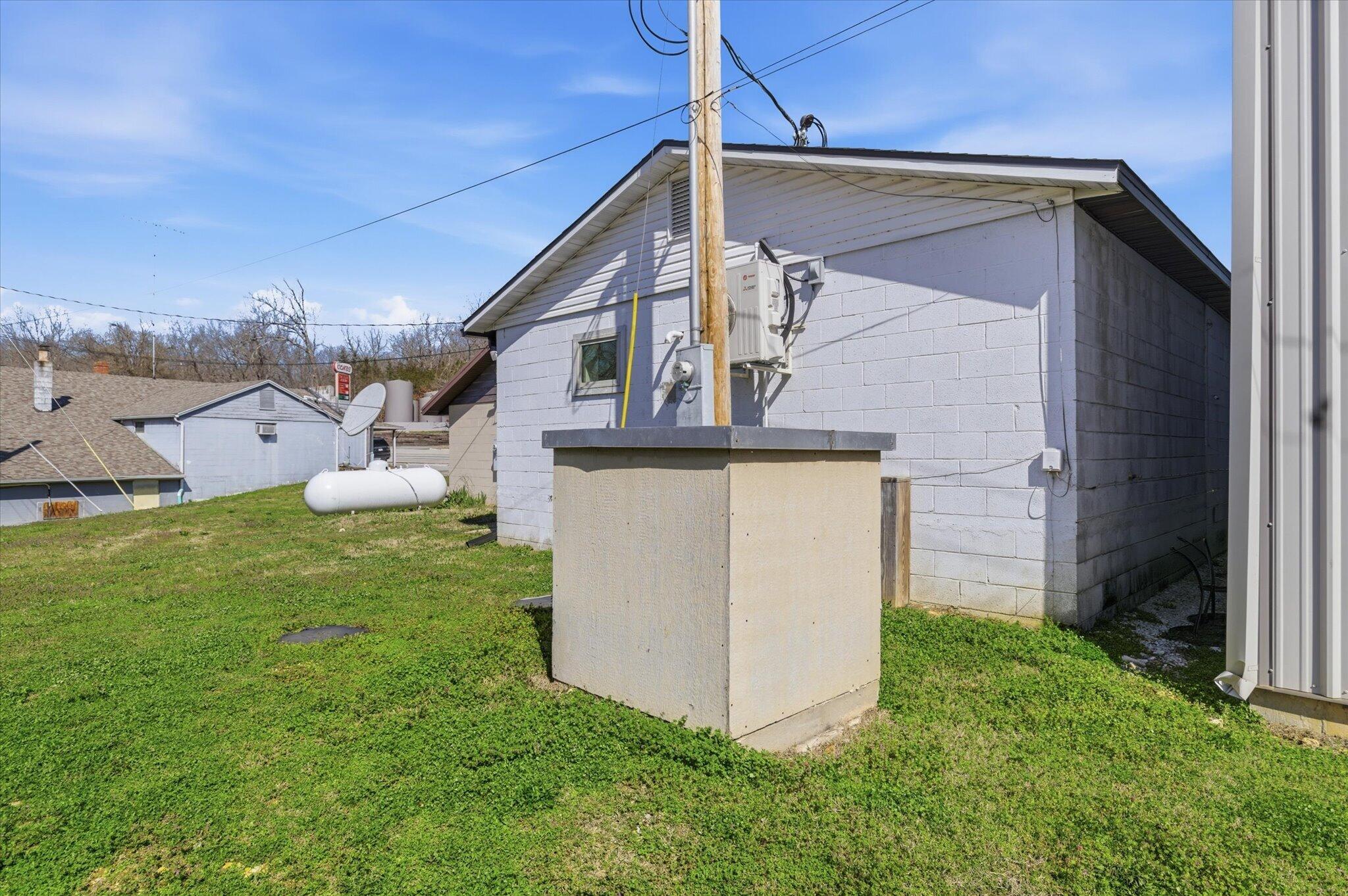 25862 East State Highway 76 Property Photo 21